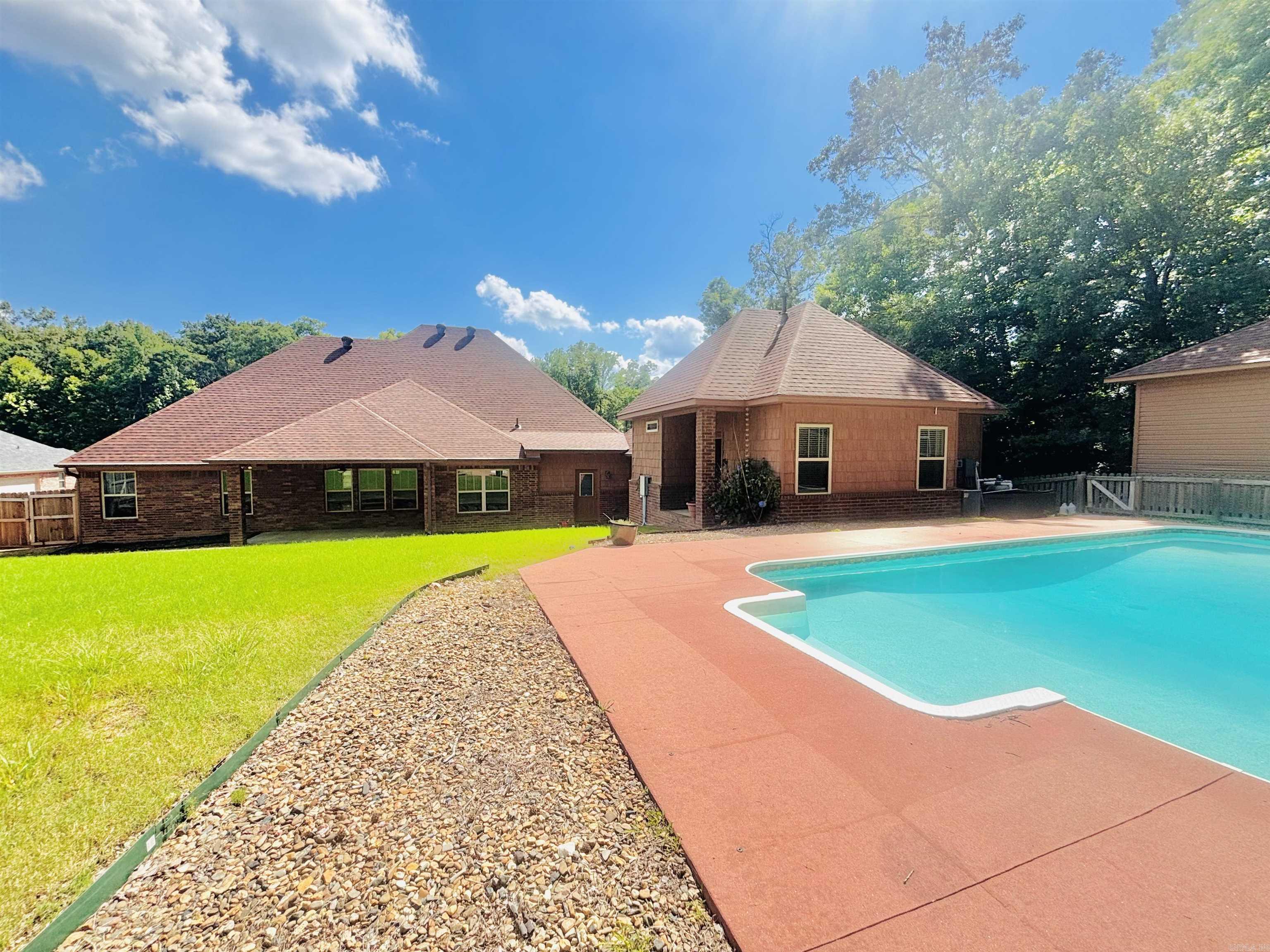 1002 Nature Way  Benton, AR
