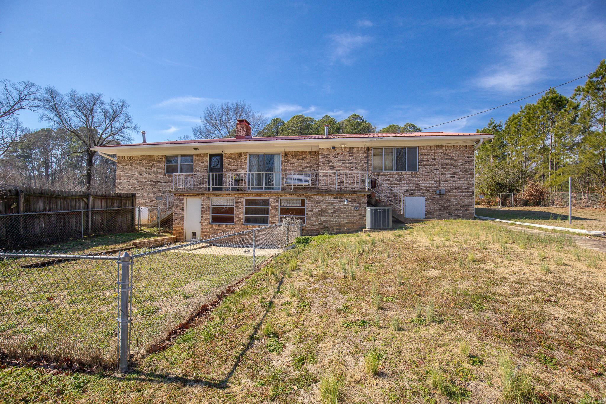 1000 N Arch  Sheridan, AR