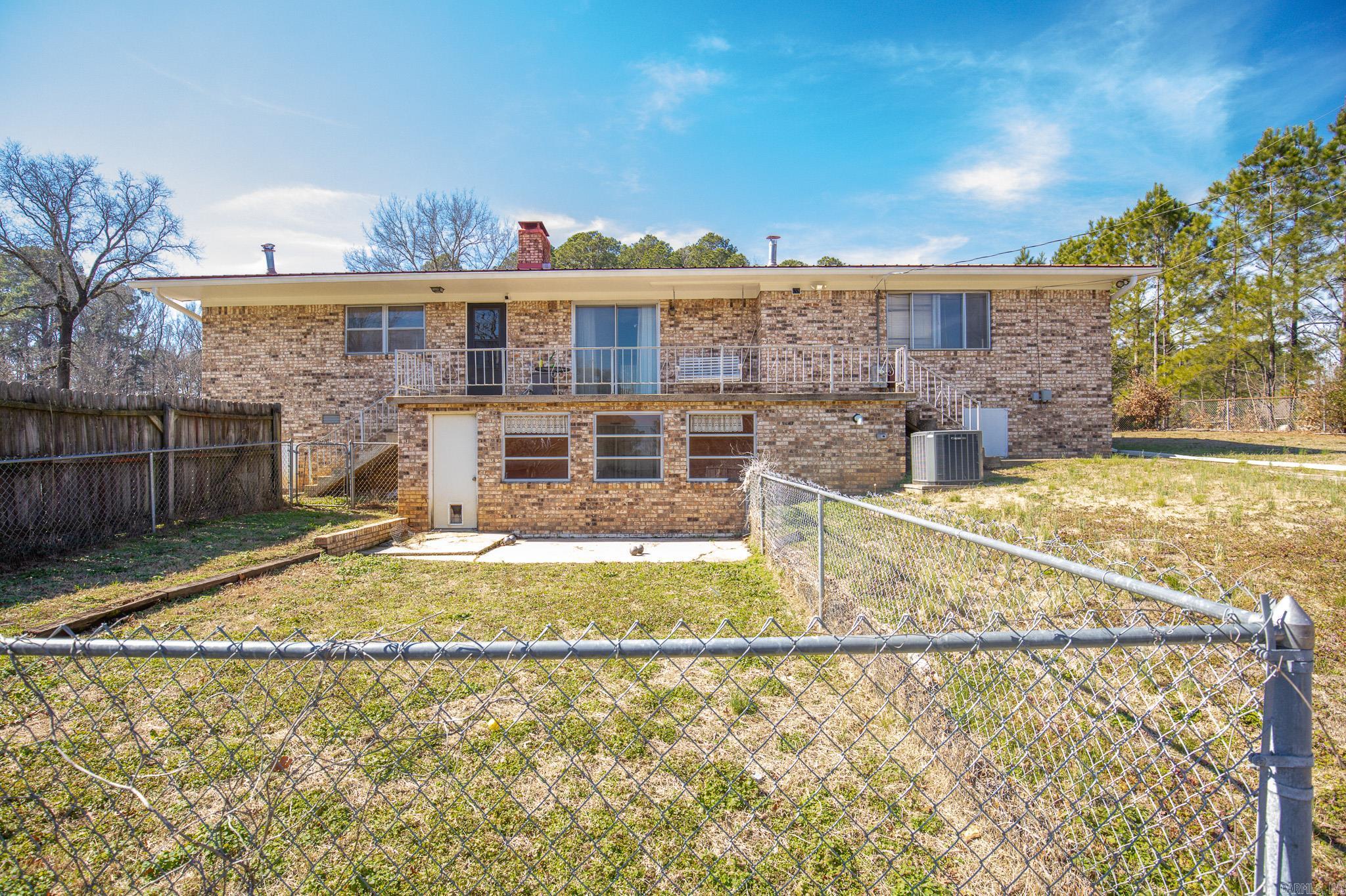 1000 N Arch  Sheridan, AR