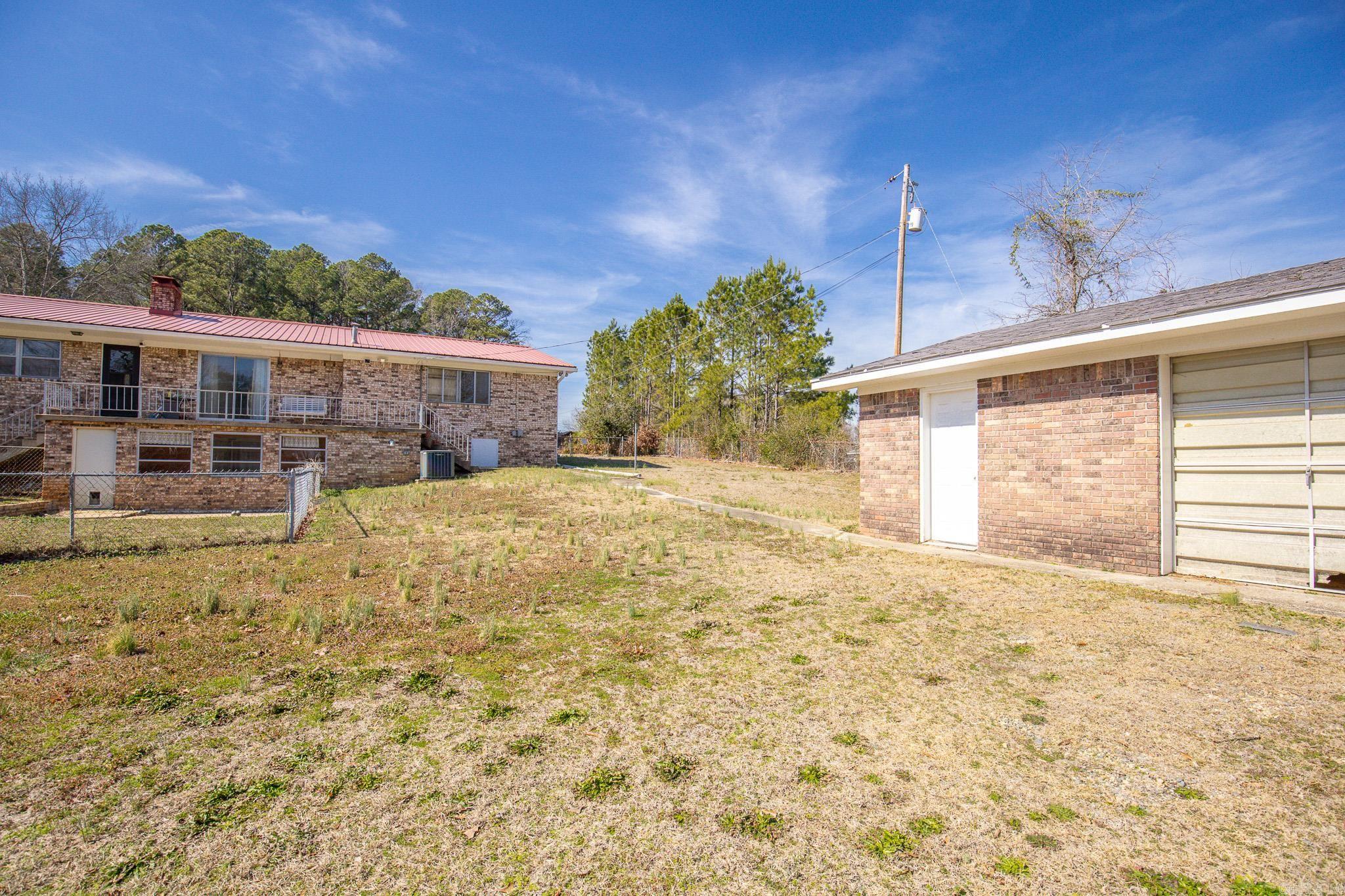 1000 N Arch  Sheridan, AR