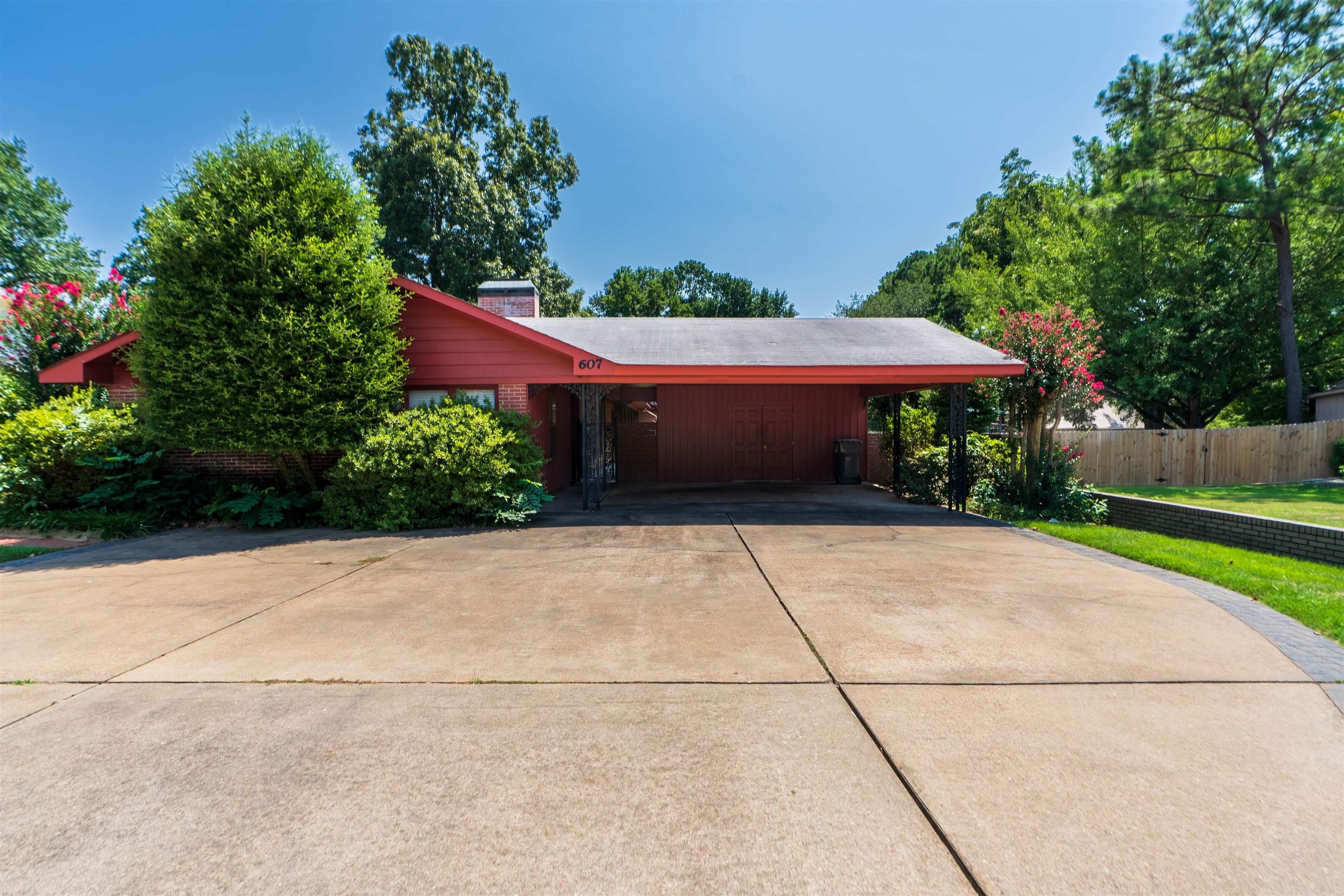 607  Melody  Jonesboro, AR