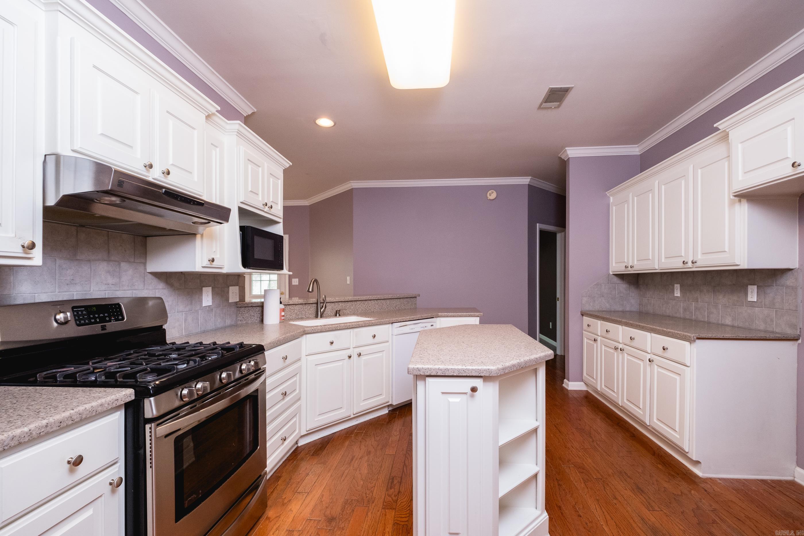 27 Belle River Circle  Maumelle, AR