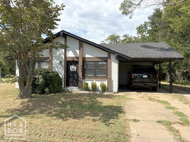 704  Lunsford  Bay, AR