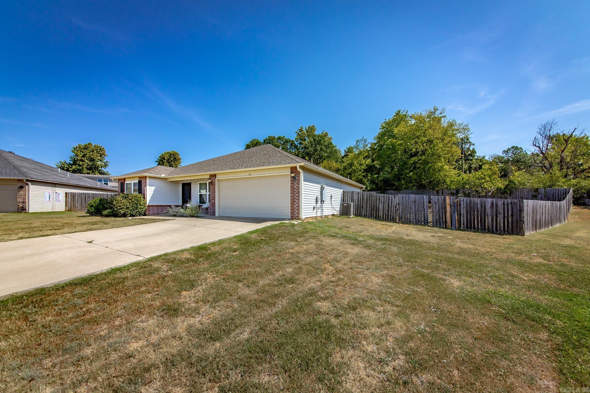 16 Oakland  Austin, AR