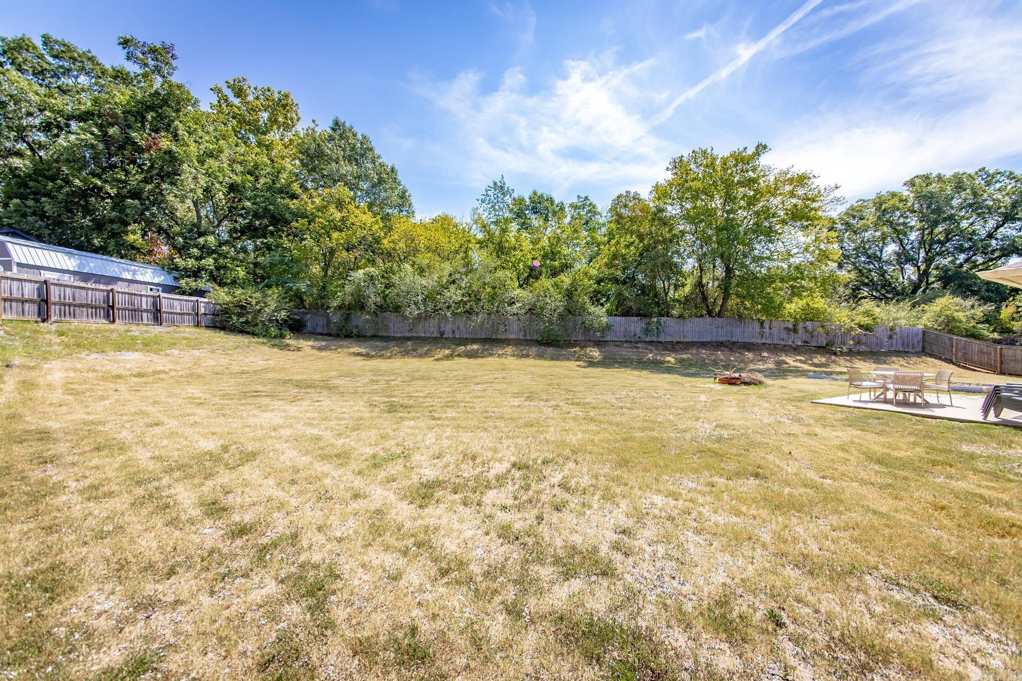 16 Oakland  Austin, AR