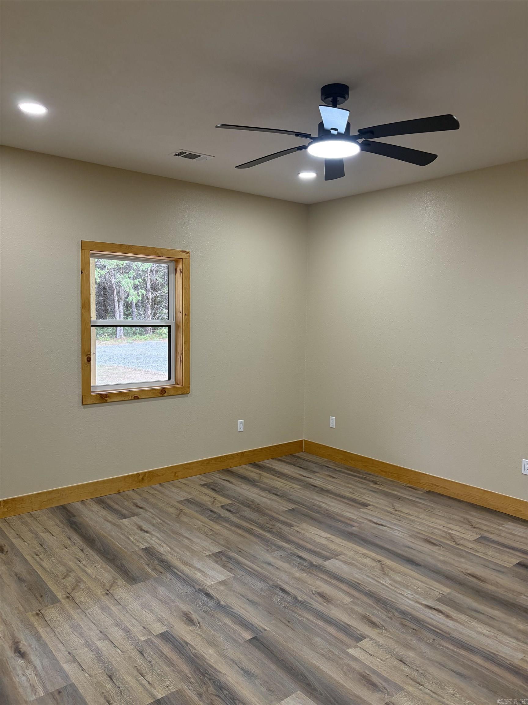 5618 Byron Road Salem, AR 72576
