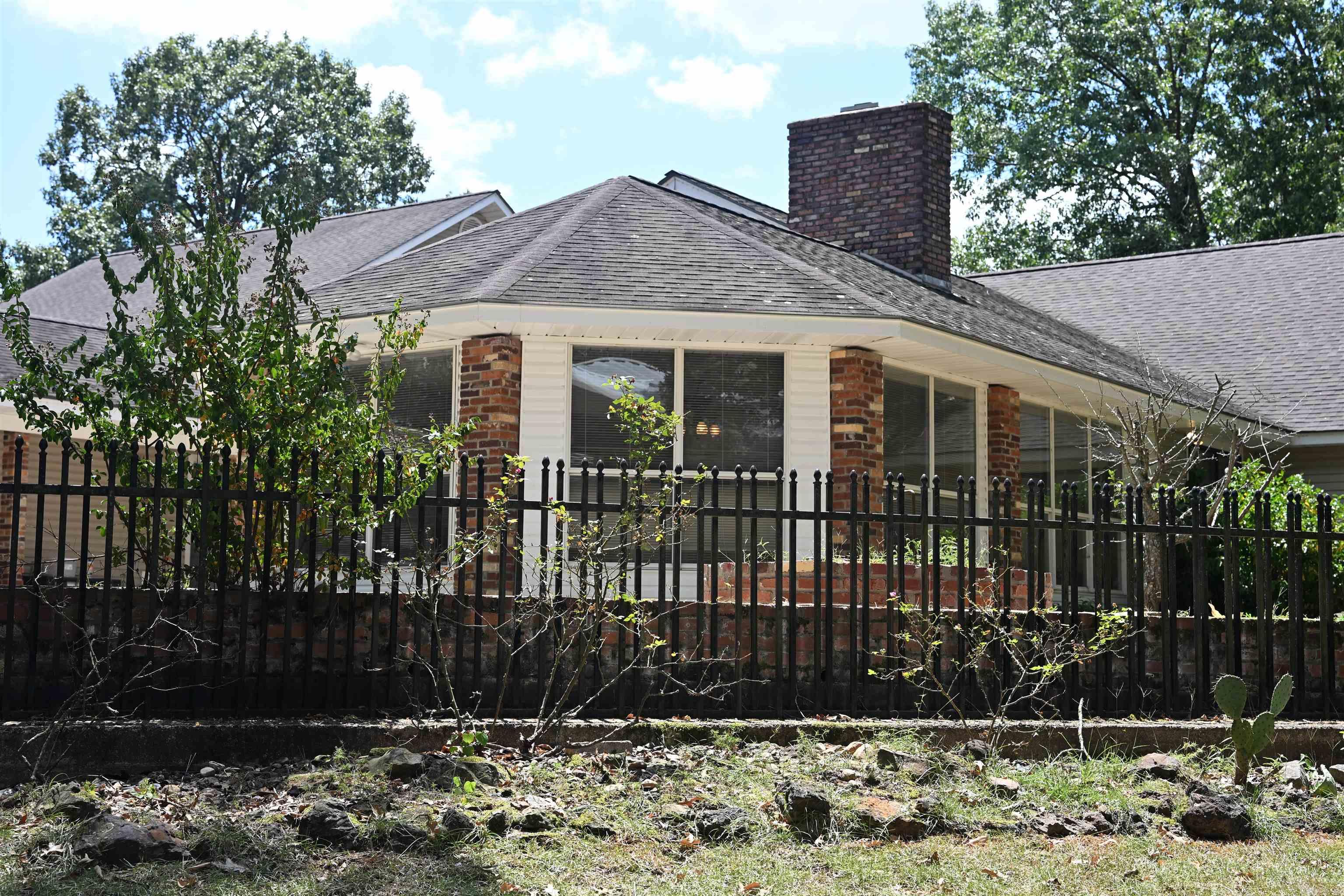 115 Bingham  De Queen, AR