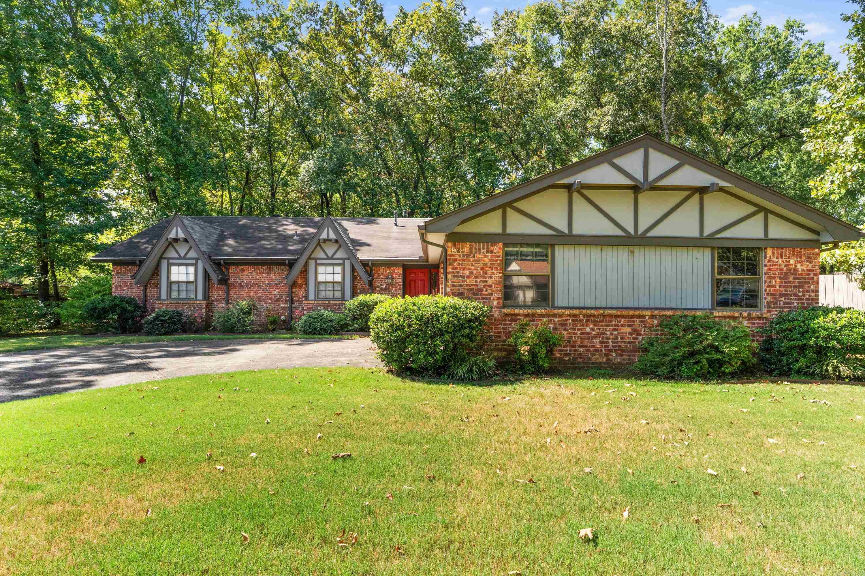 25 White Oak  Conway, AR
