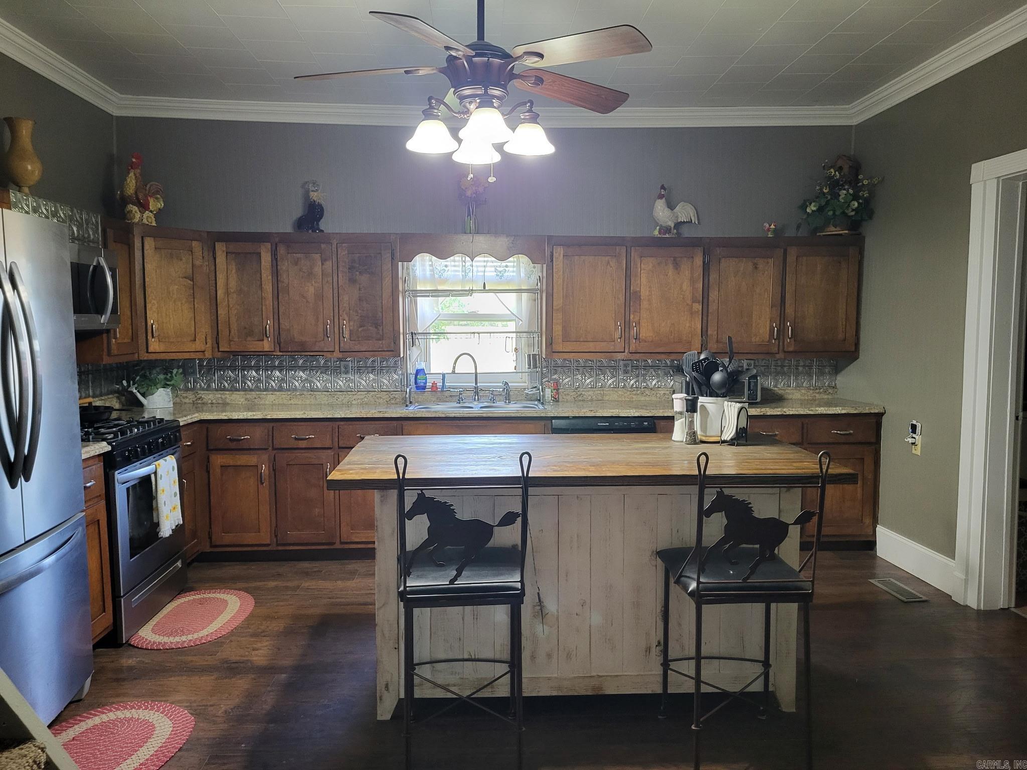 1050 Cr 481  Rector, AR