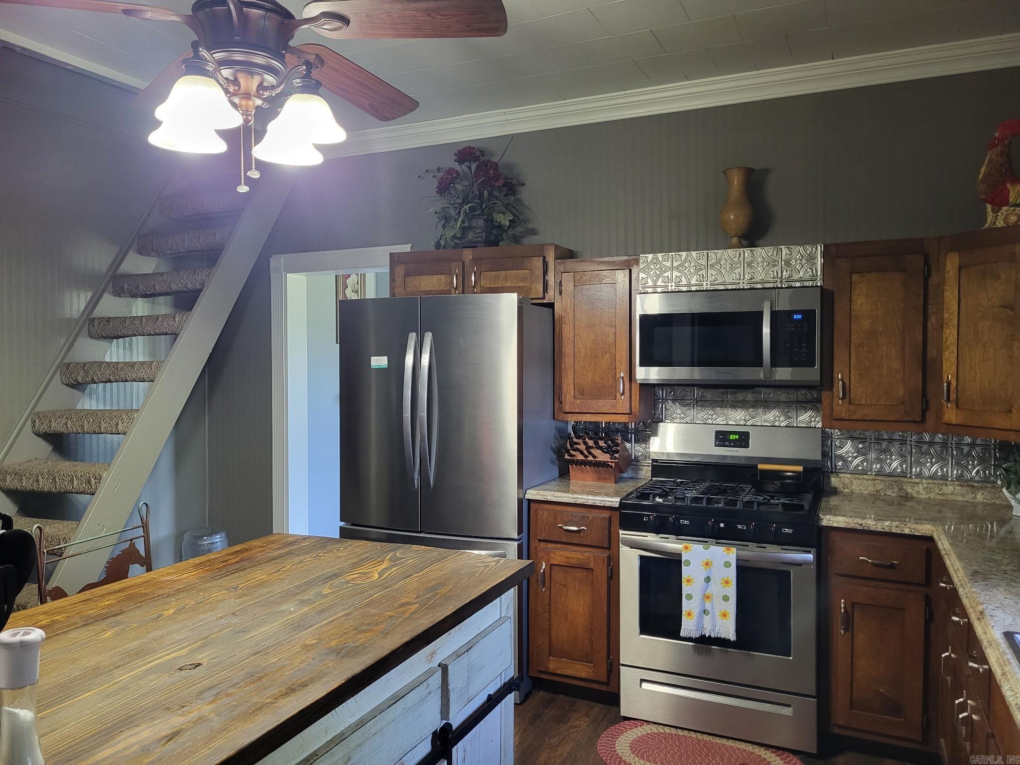 1050 Cr 481  Rector, AR