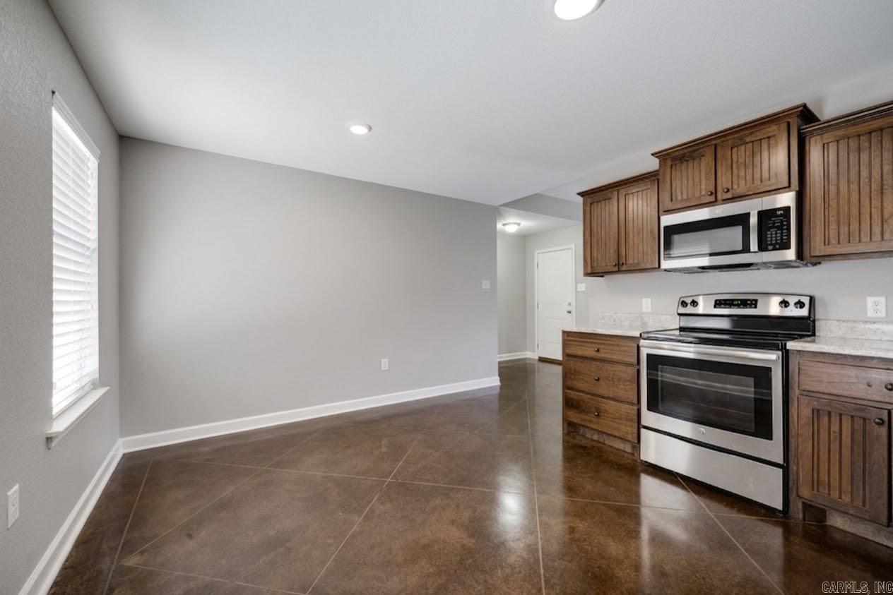 1325 Acuff  Conway, AR