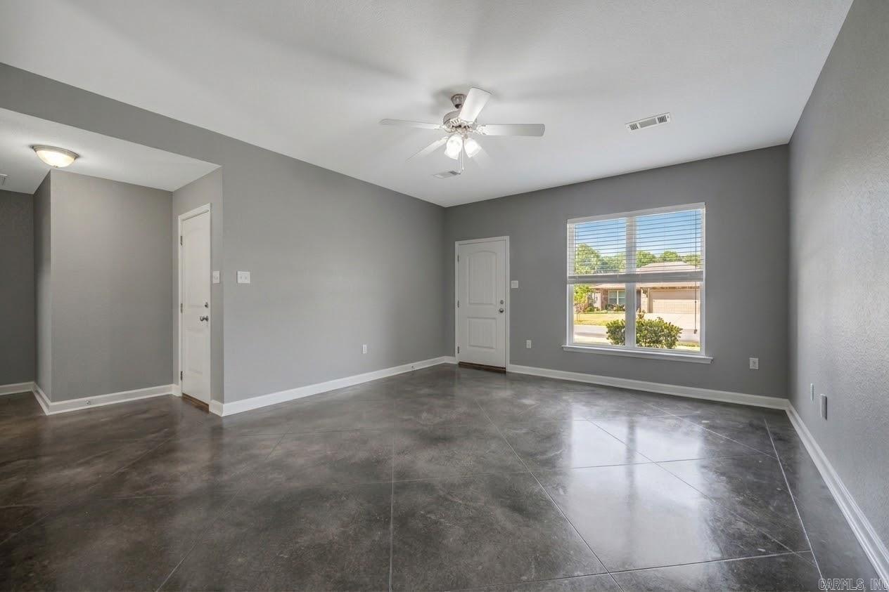 1325 Acuff  Conway, AR