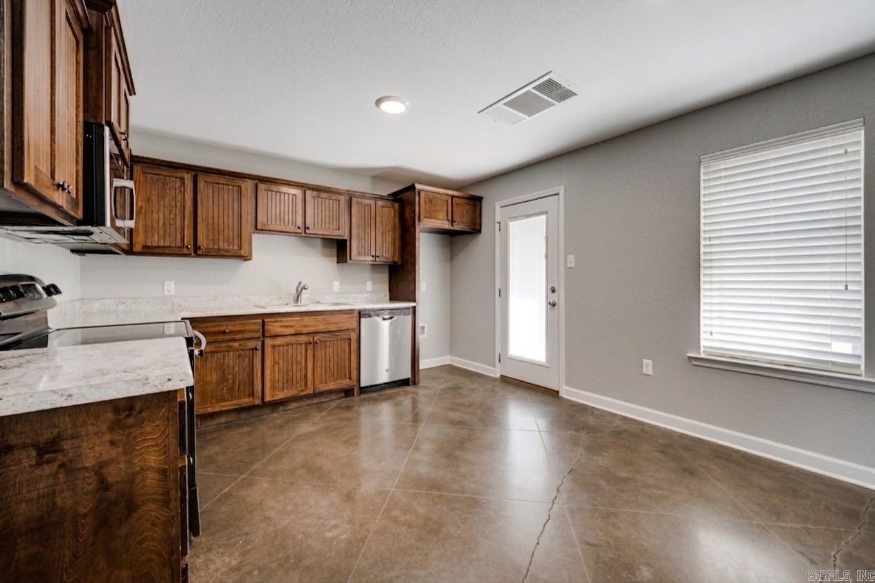 1325 Acuff  Conway, AR
