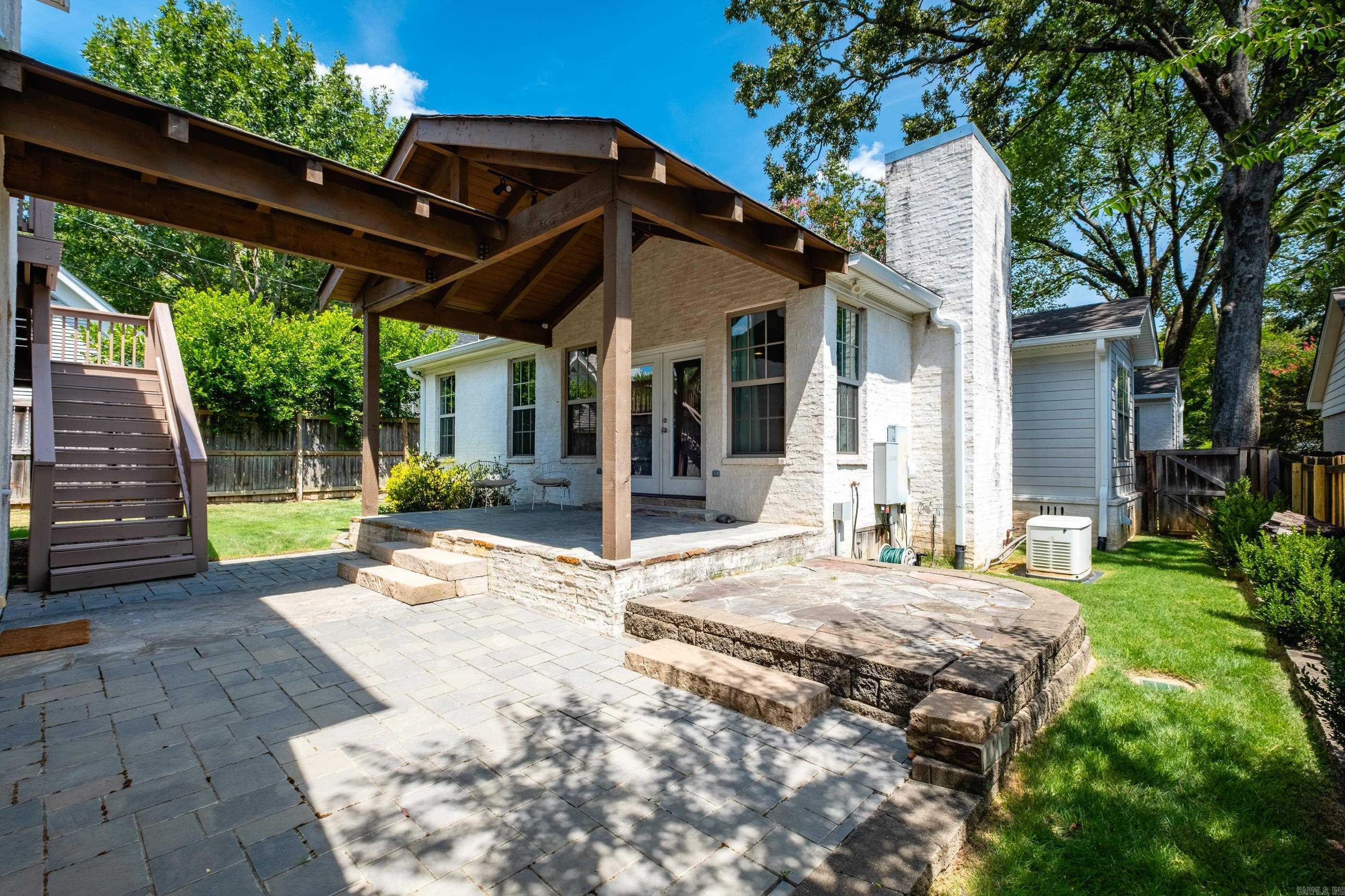 1206 N Polk Street  Little Rock, AR