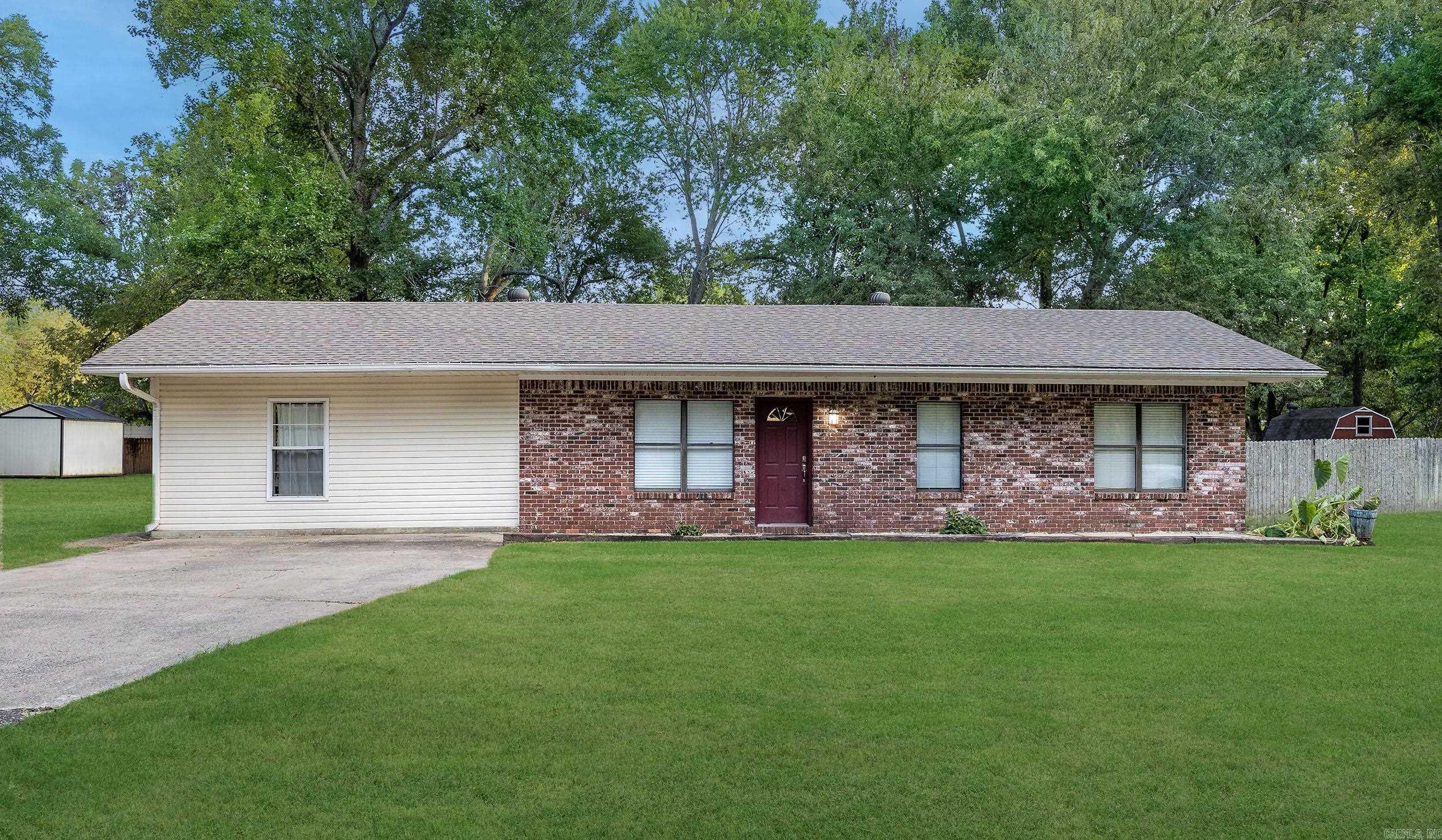 3  Shaun  Mayflower, AR