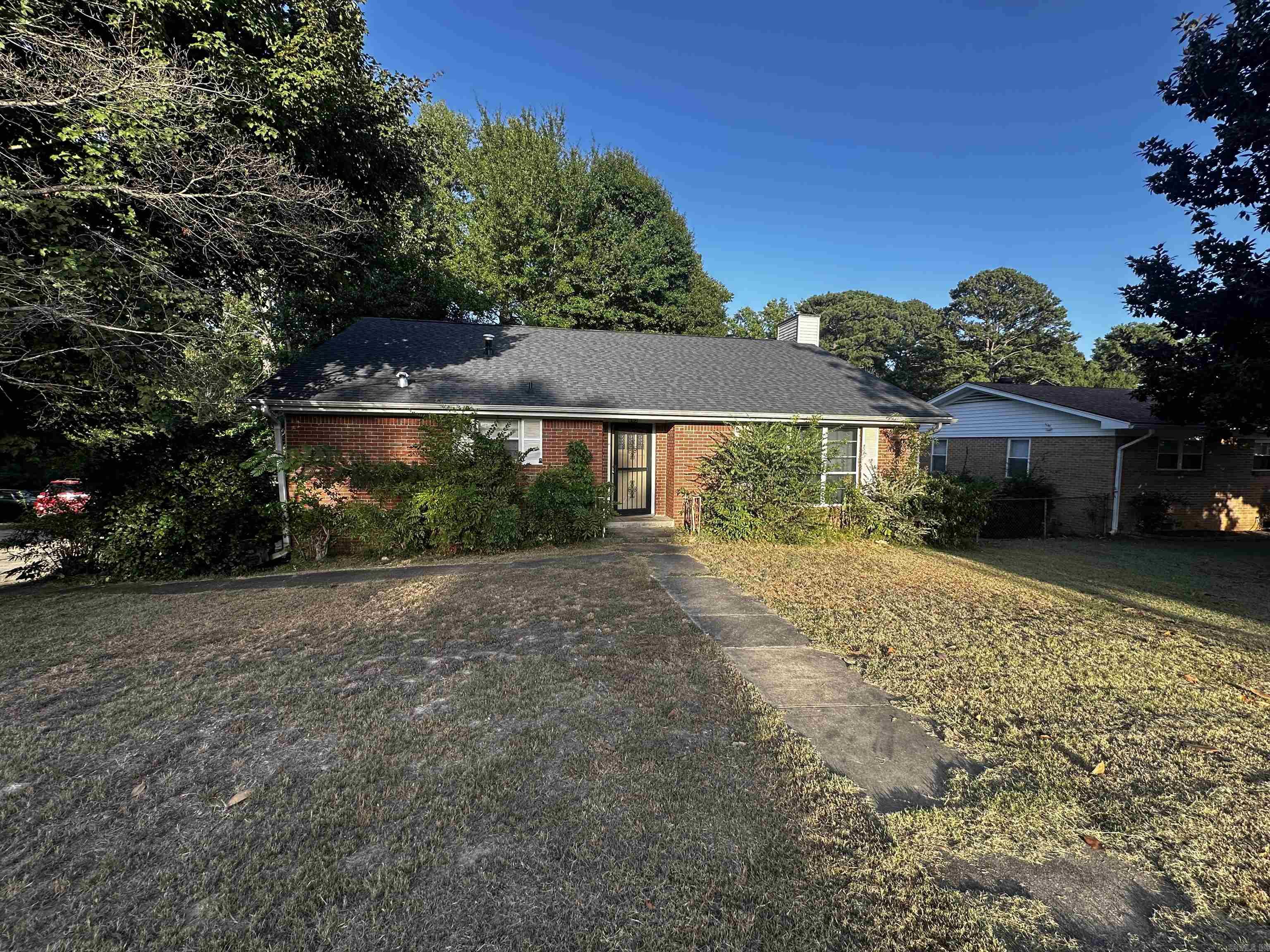 805 Newcomb  Benton, AR