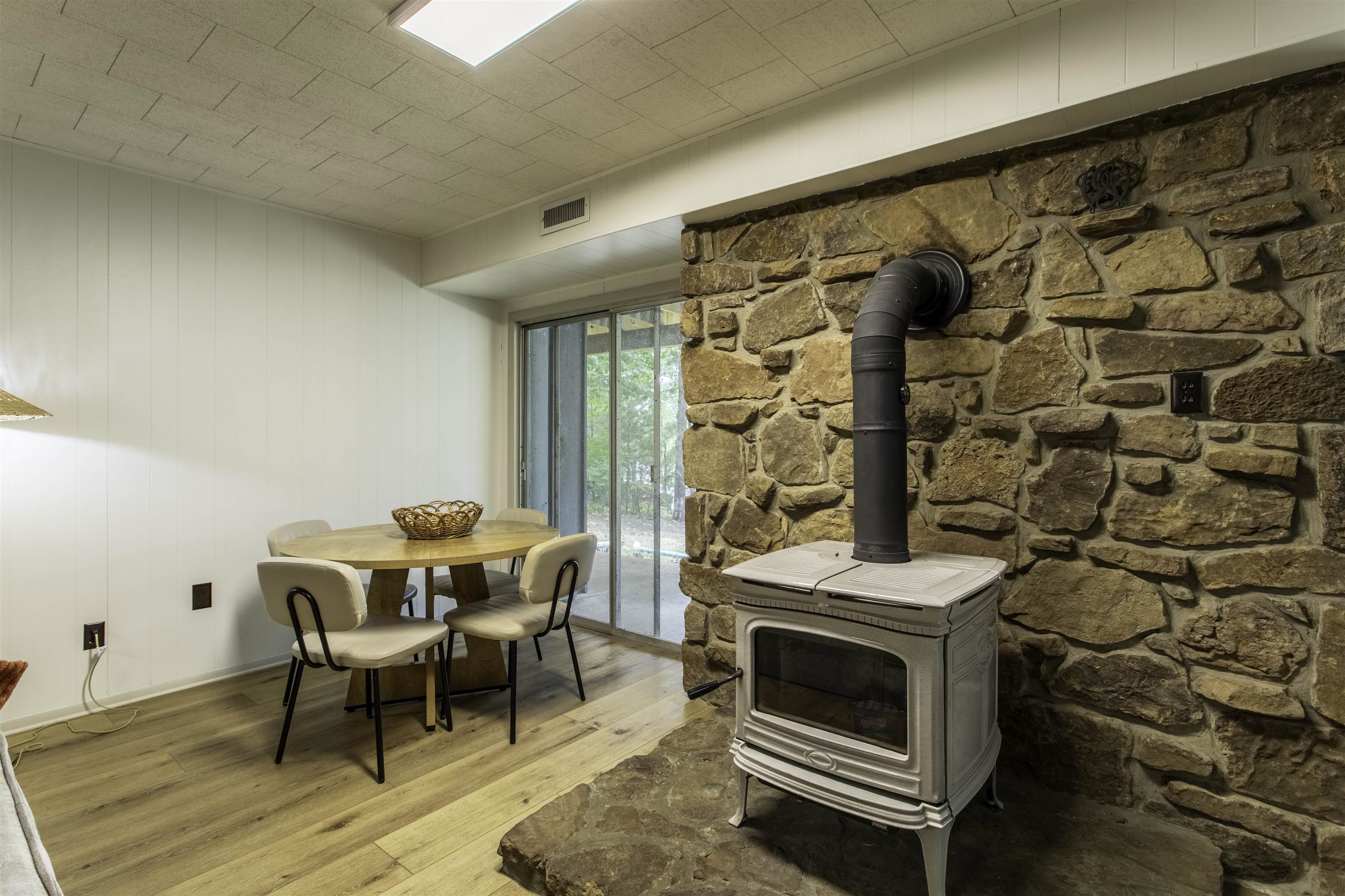 4 Winnebago  Cherokee Village, AR