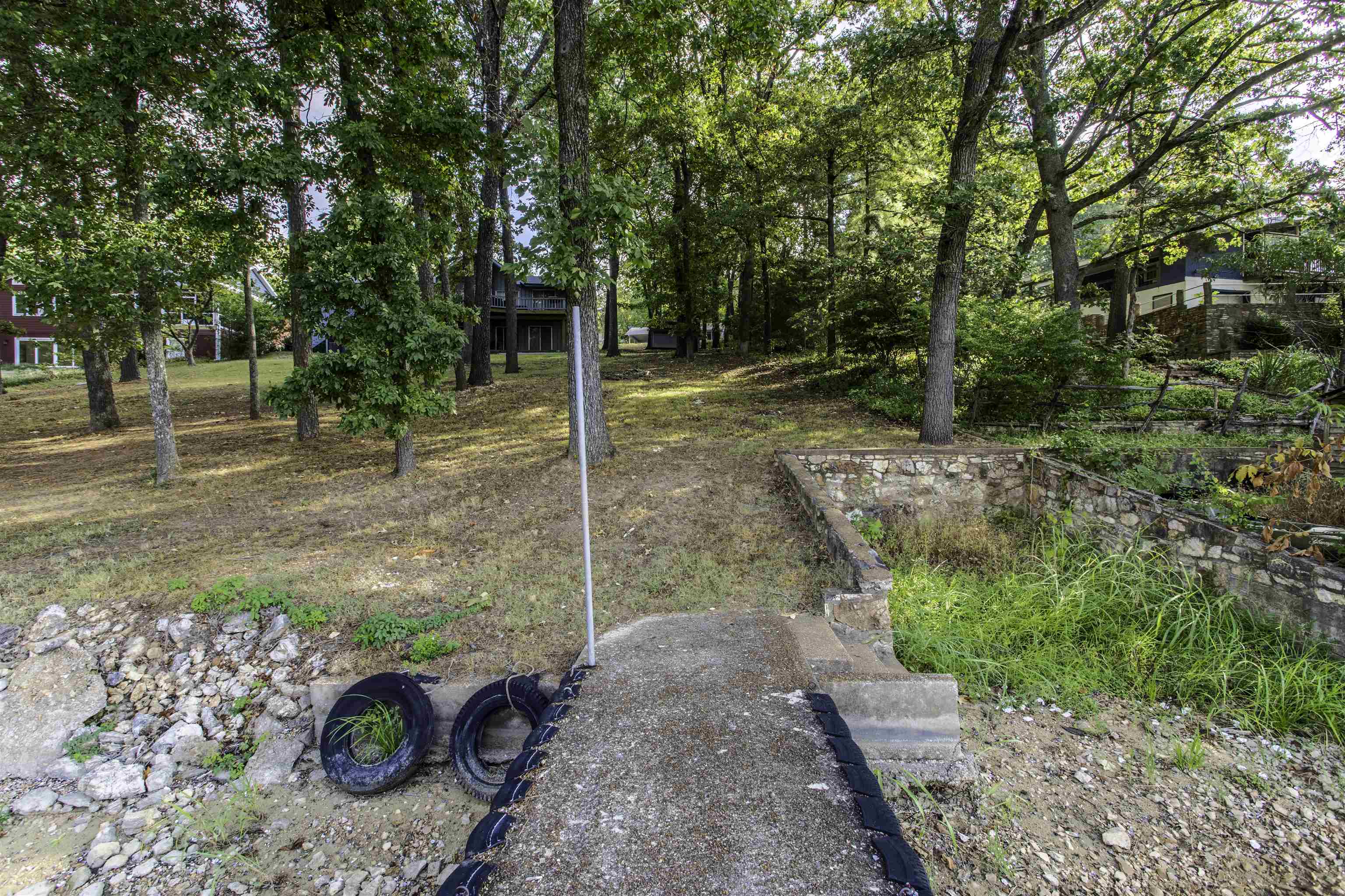 4 Winnebago  Cherokee Village, AR