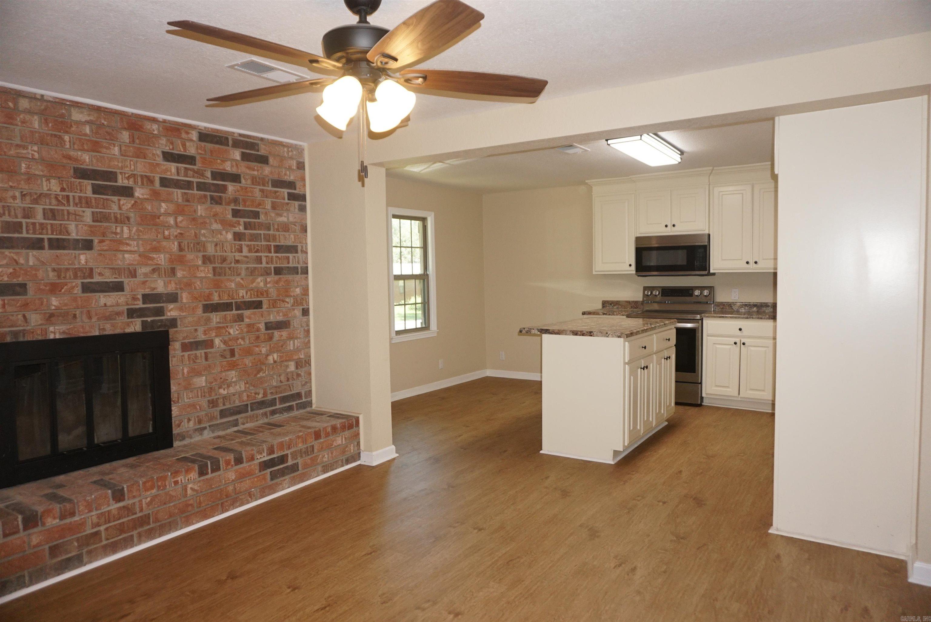 300 Clark ST  Bald Knob, AR