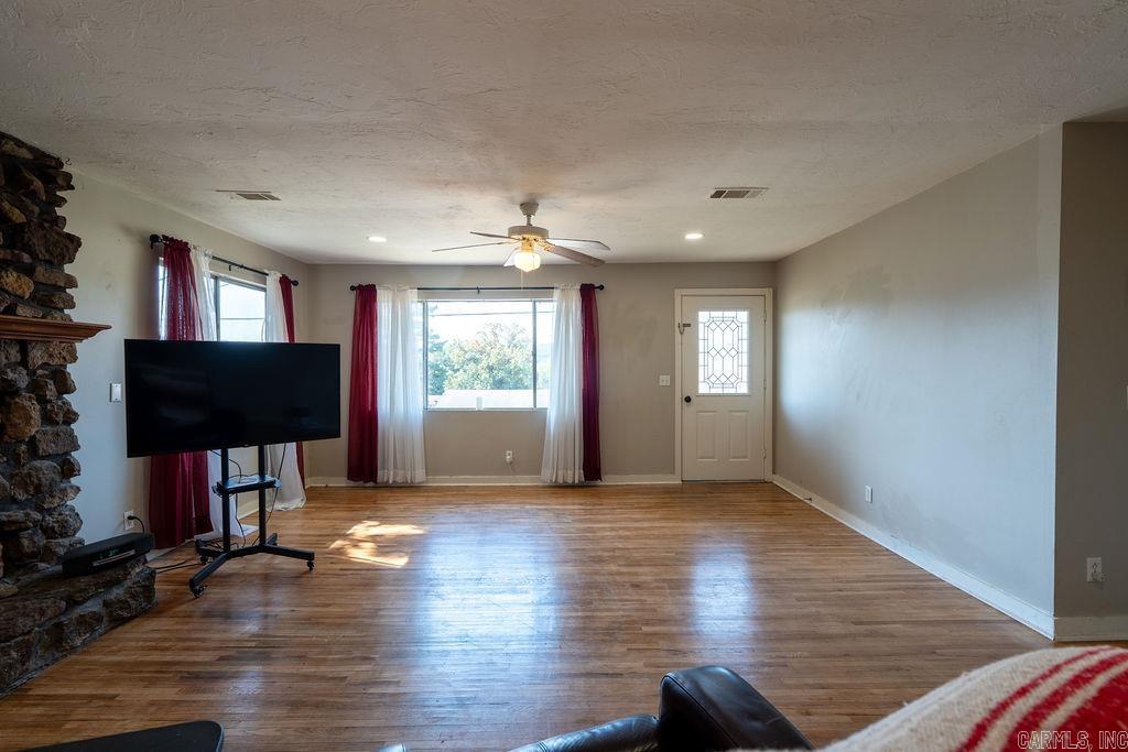 1308 W. Main  Heber Springs, AR
