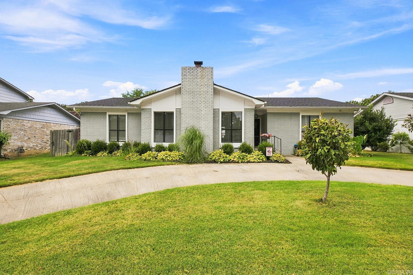 1107  Silver Creek  Sherwood, AR