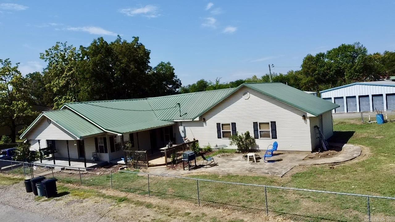 110  3Rd St  Coal Hill, AR