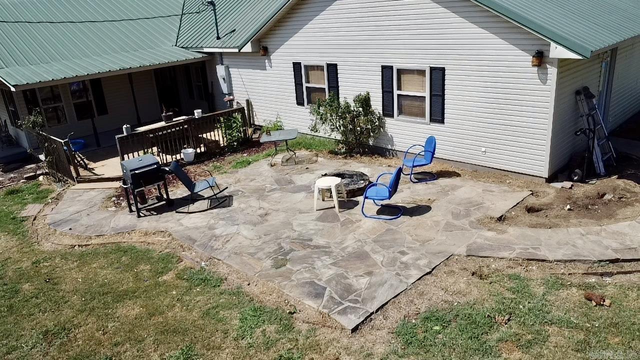 110 3Rd St  Coal Hill, AR