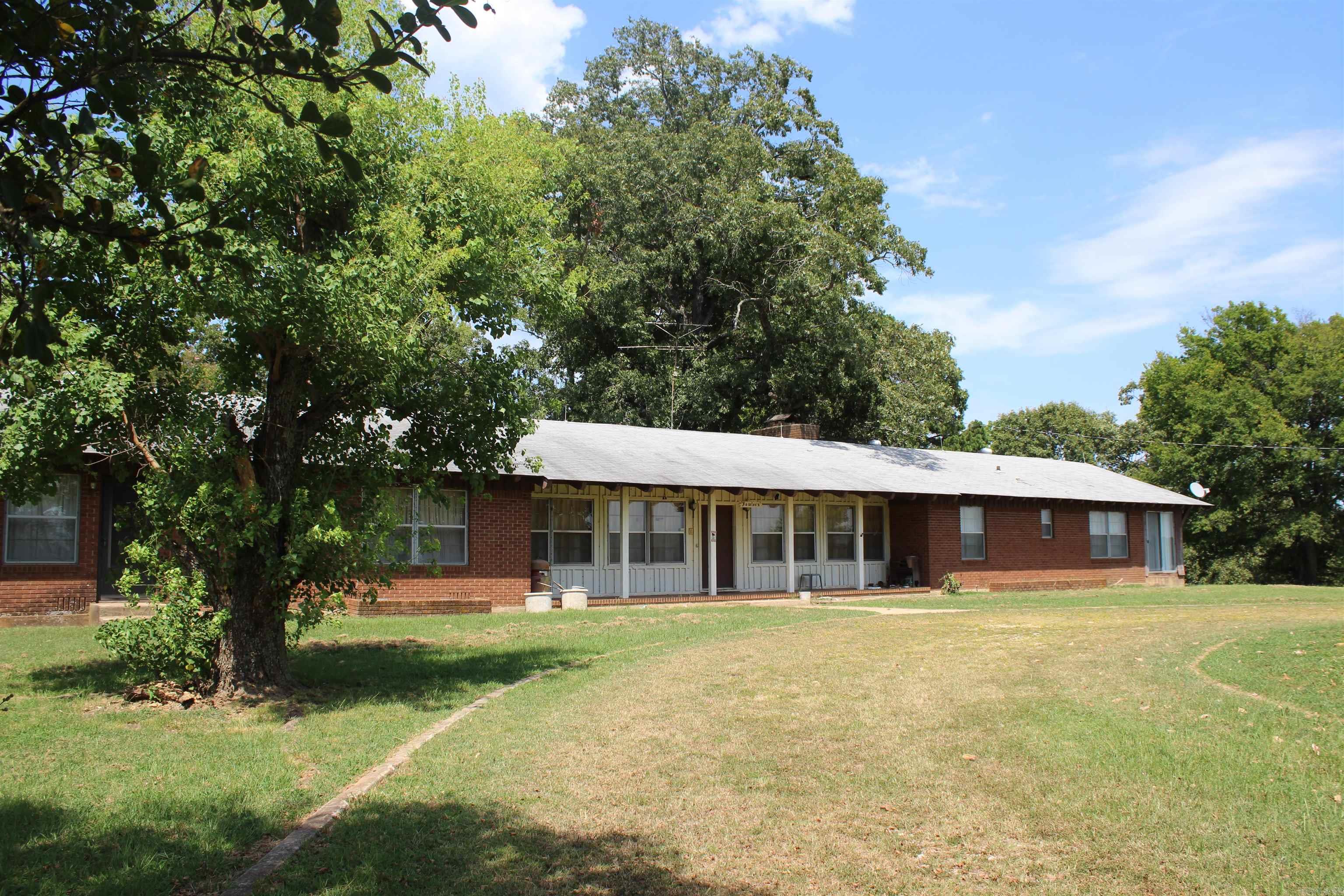 136  Fowler  Nashville, AR