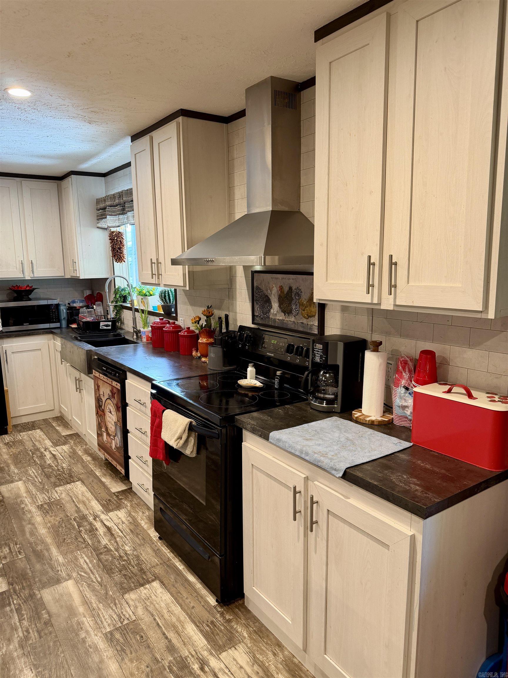 681 County Road 2070  Coal Hill, AR