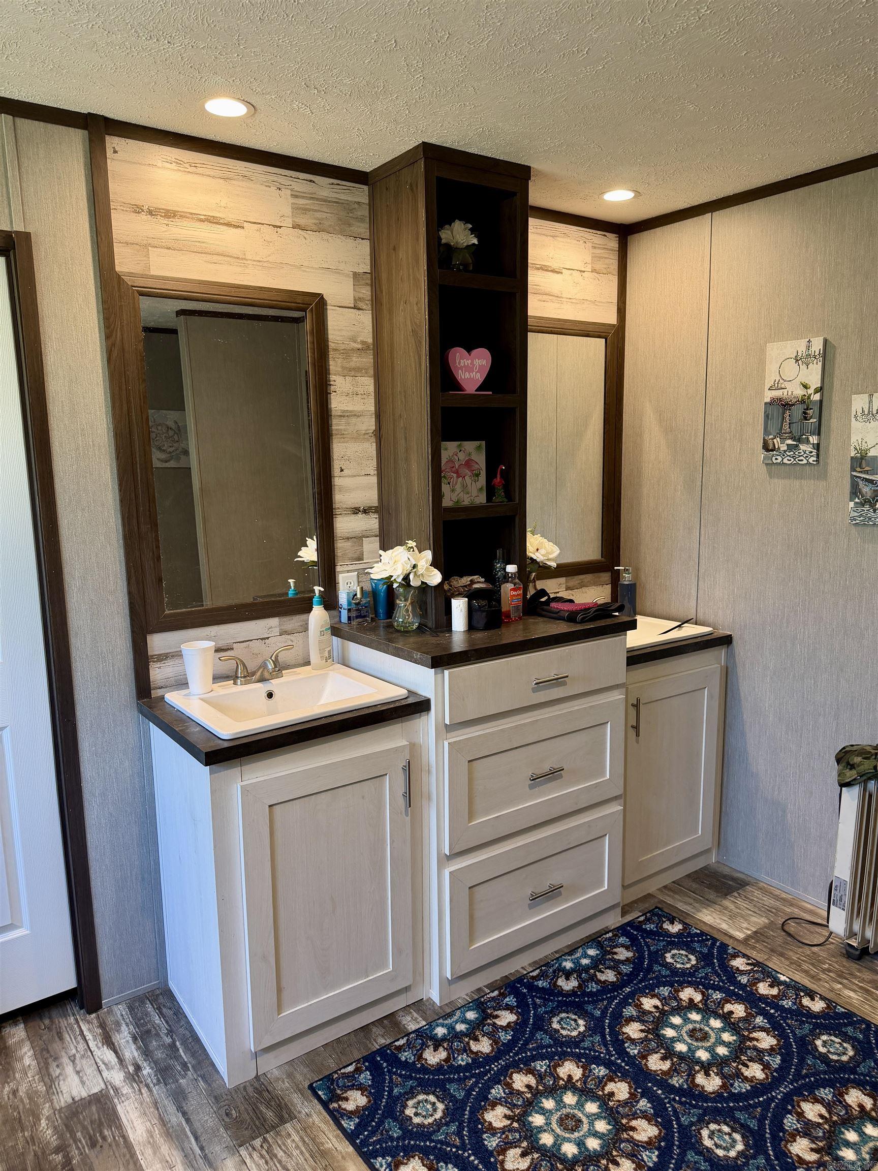 681 County Road 2070  Coal Hill, AR