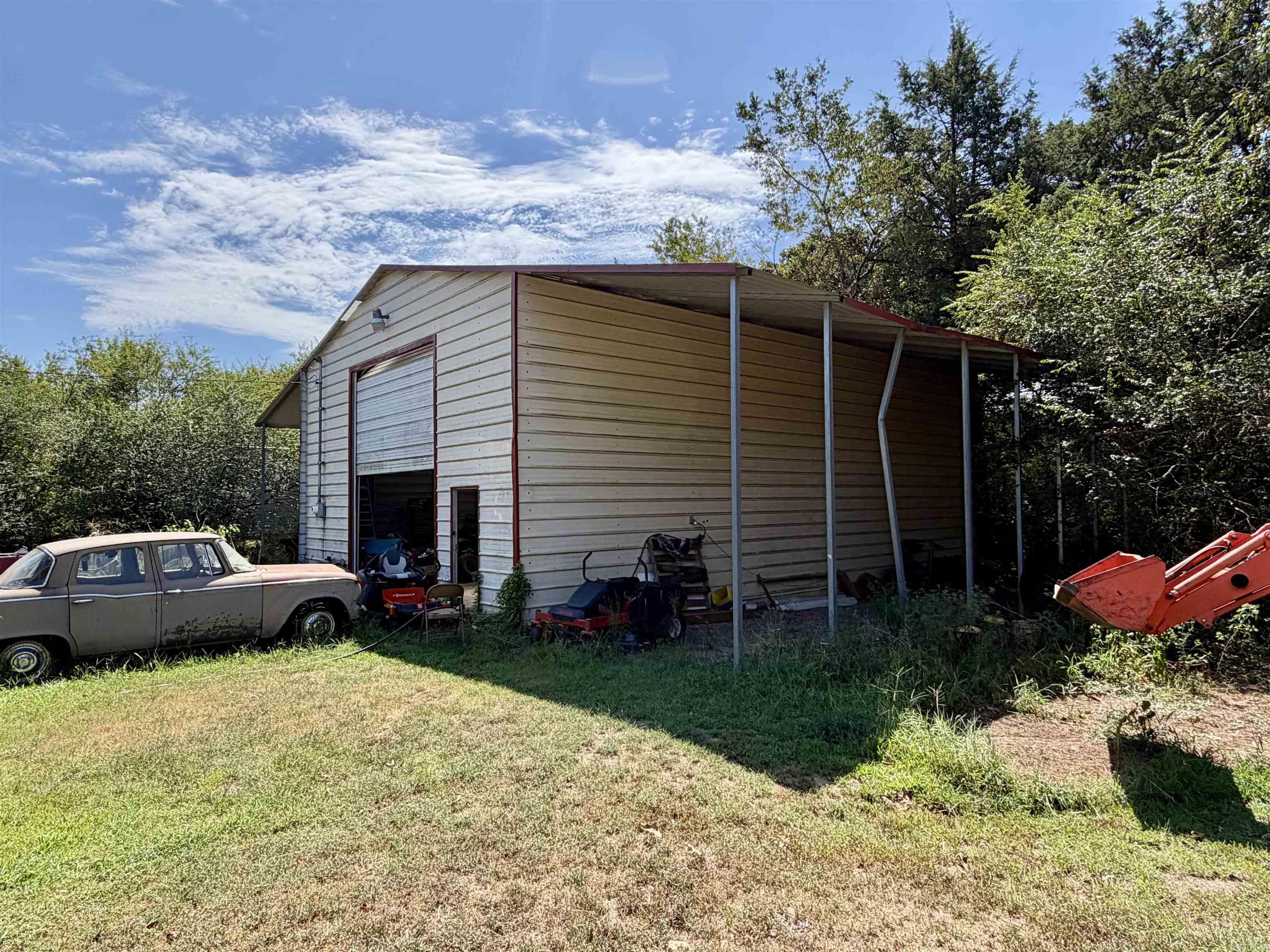 681 County Road 2070  Coal Hill, AR