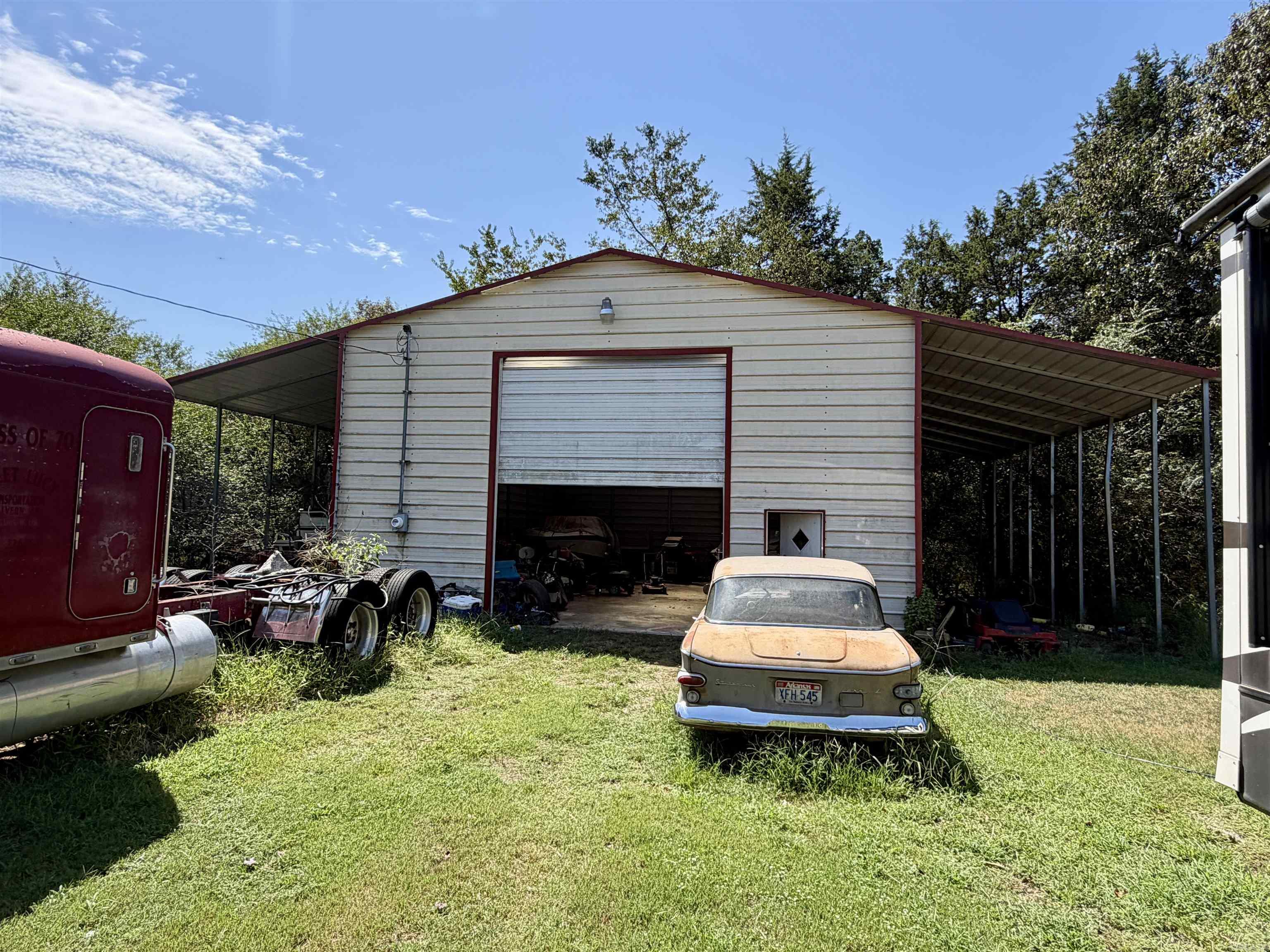 681 County Road 2070  Coal Hill, AR