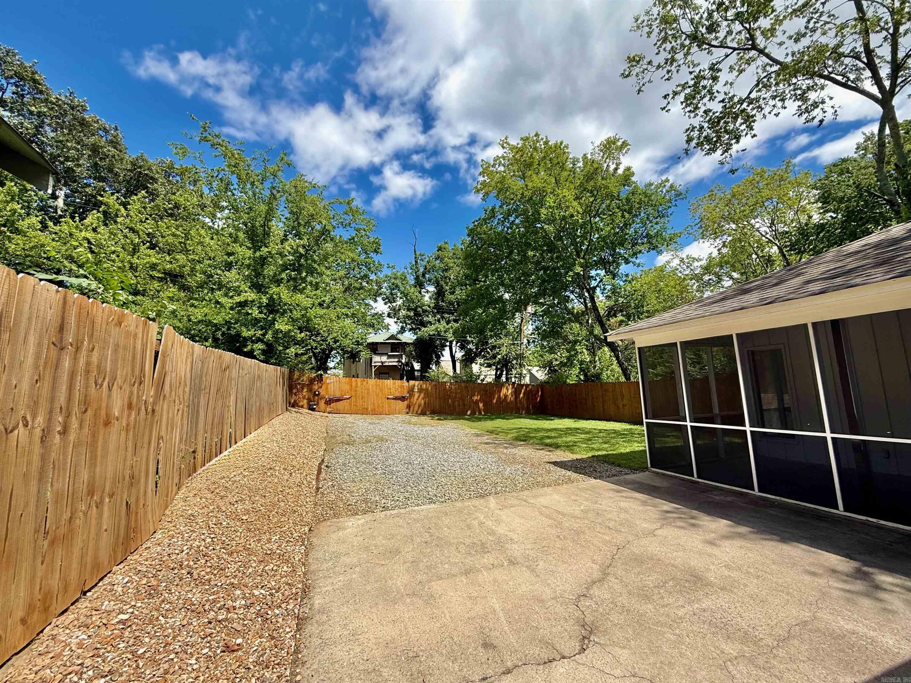 125 S Oak  Little Rock, AR
