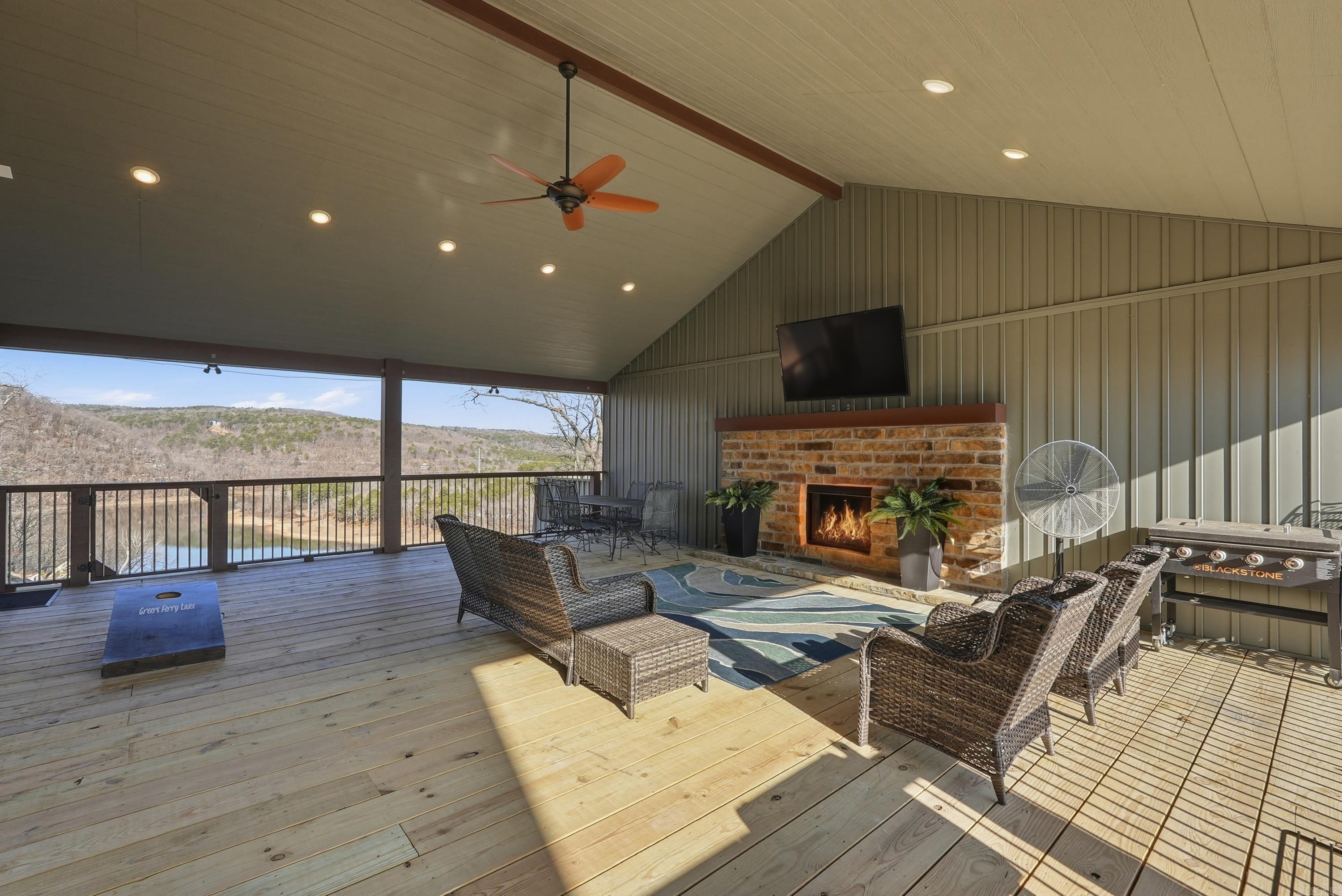 650 Lower Ridge Circle  Edgemont, AR