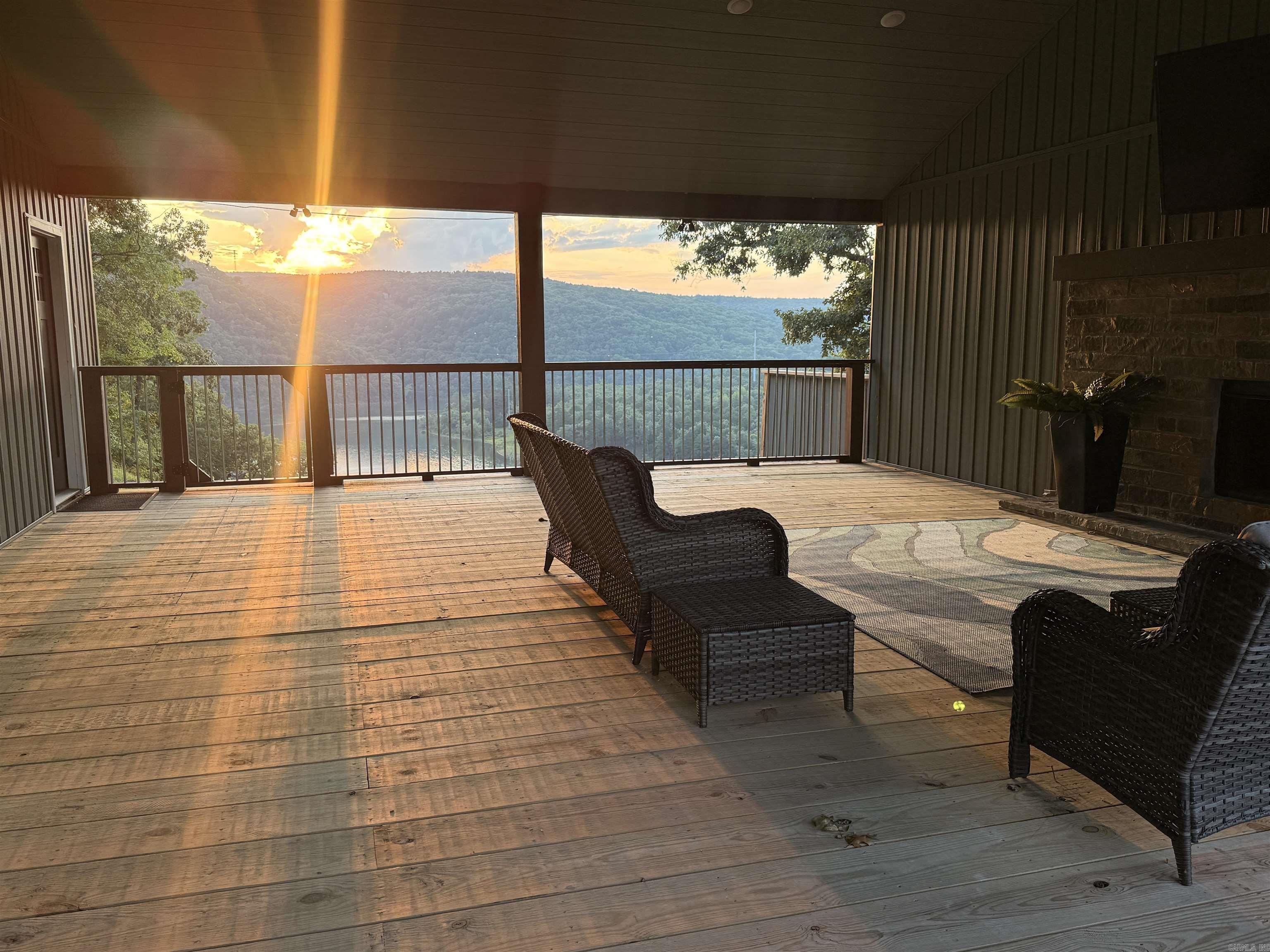 650 Lower Ridge Circle  Edgemont, AR