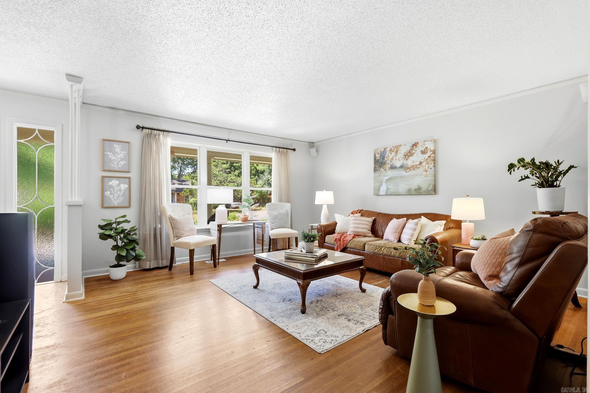 6 Lorna  Little Rock, AR