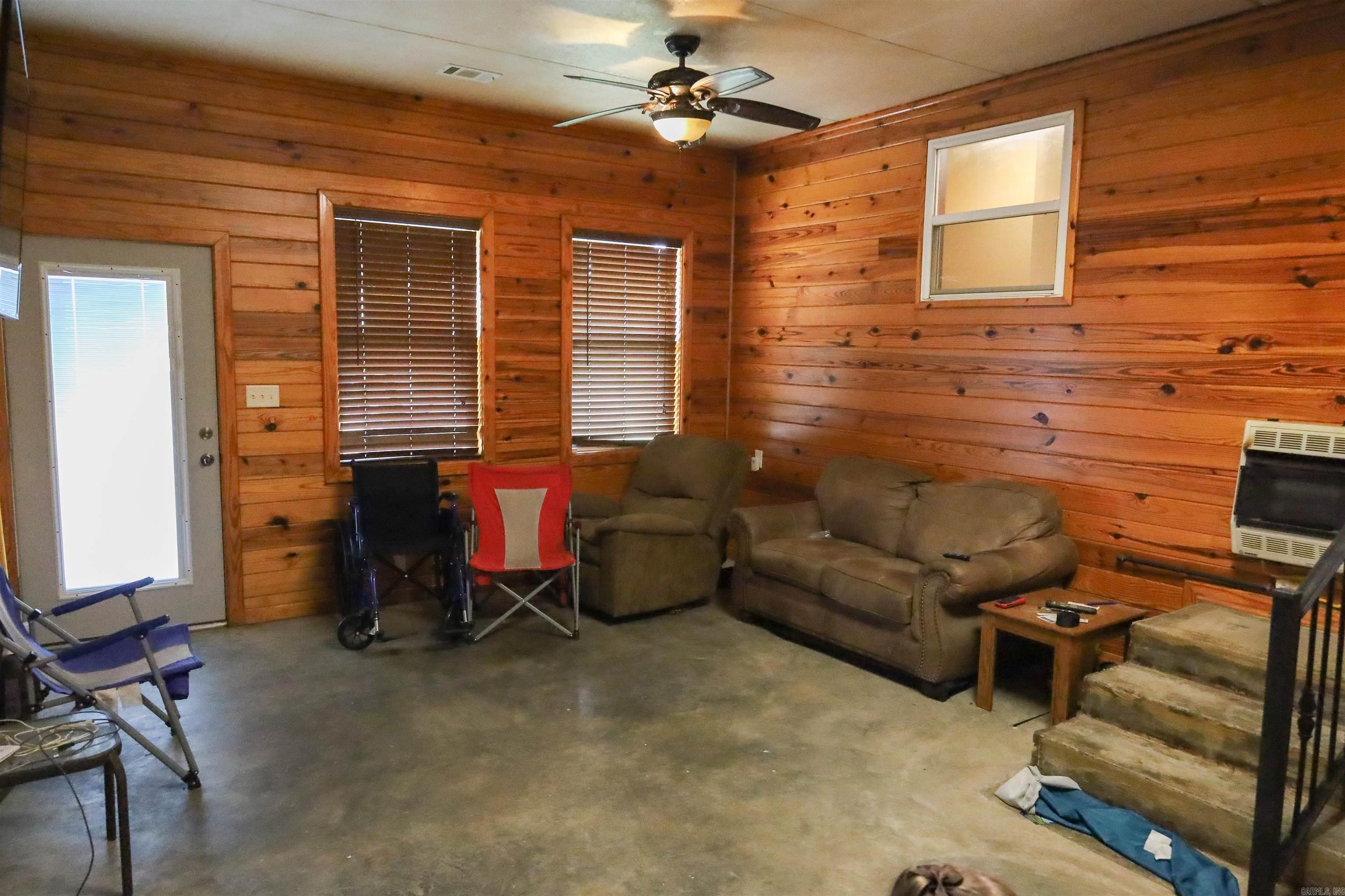 7375 Highway 135  Caraway, AR