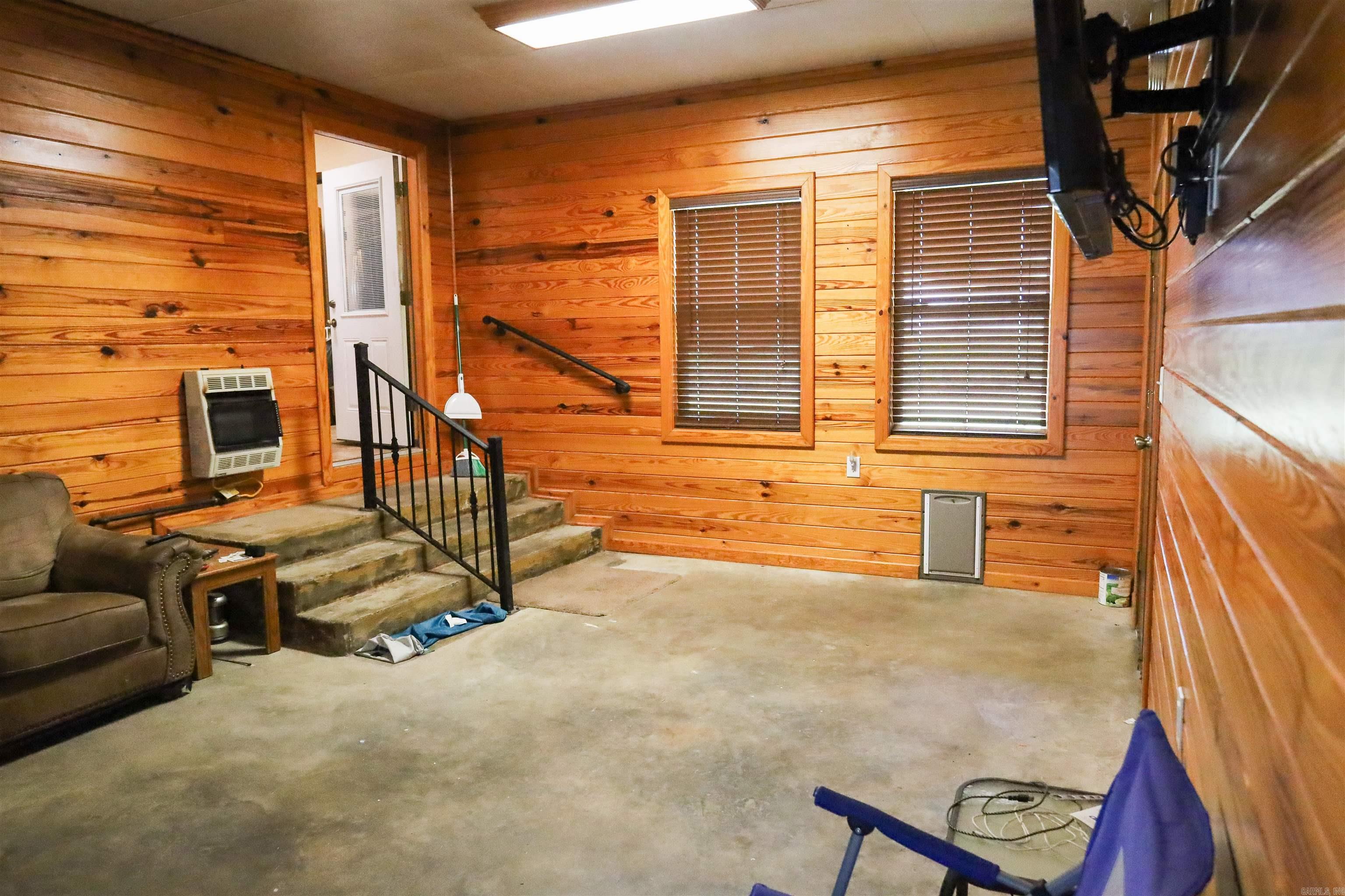 7375 Highway 135  Caraway, AR