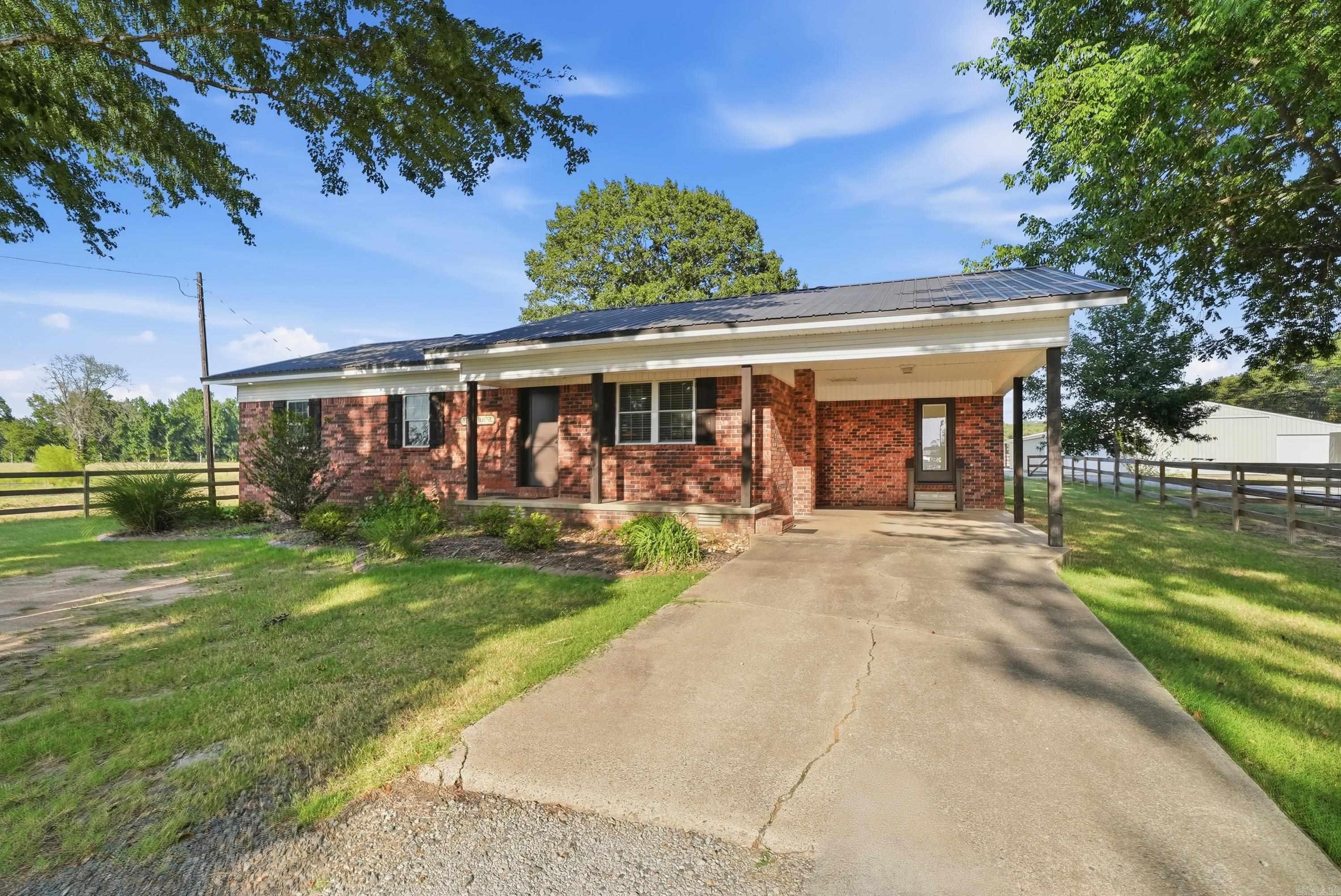 75  Stark Ave.  Greers Ferry, AR