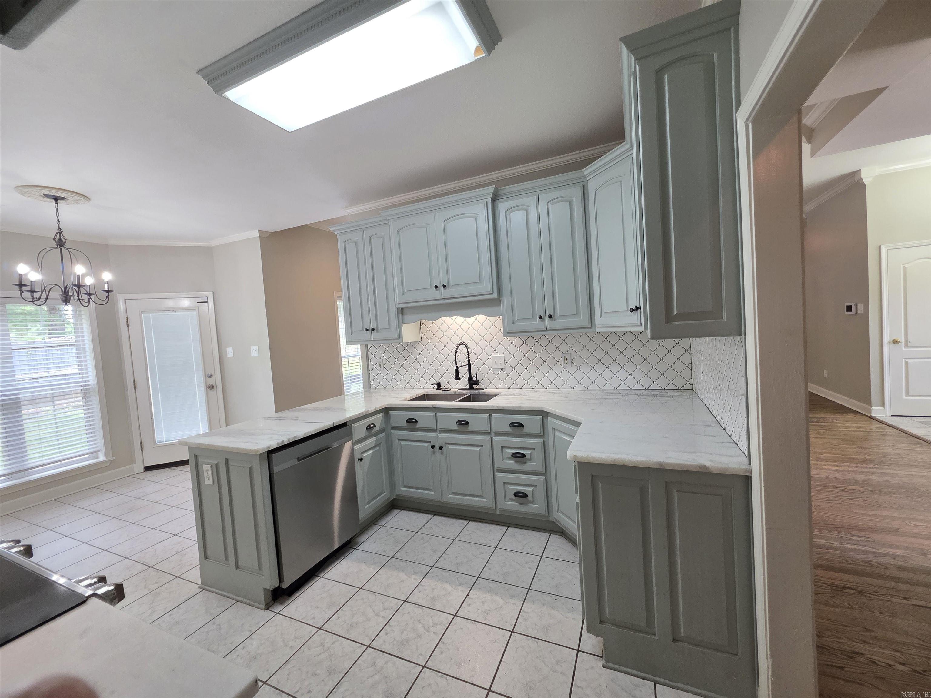 7364 W Ridge  Sherwood, AR