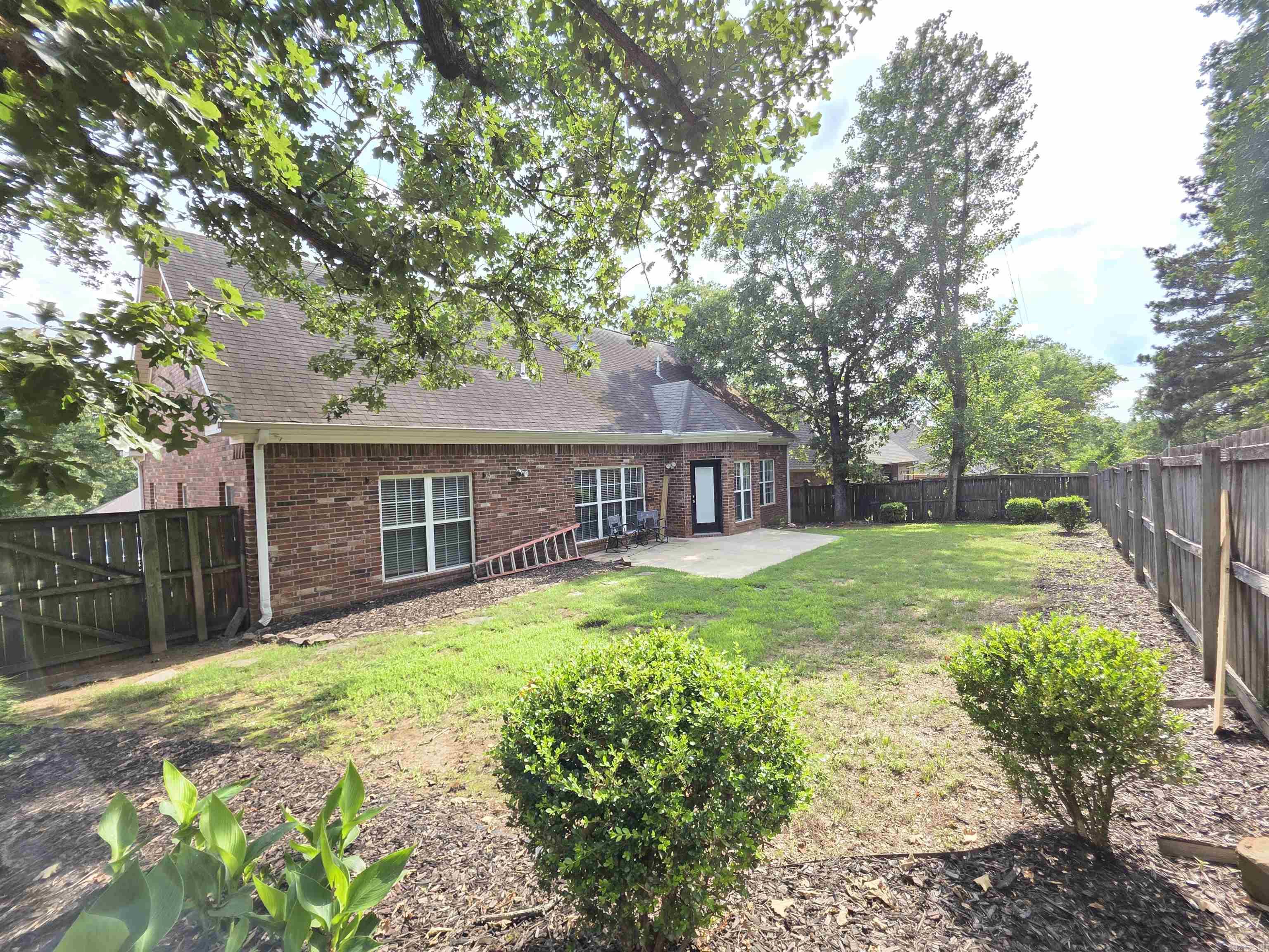 7364 W Ridge  Sherwood, AR