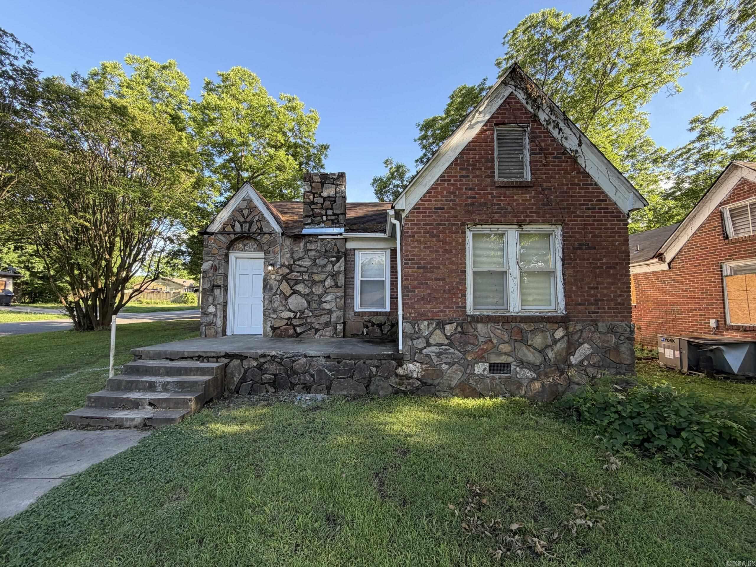 70 Unit  Little Rock, AR