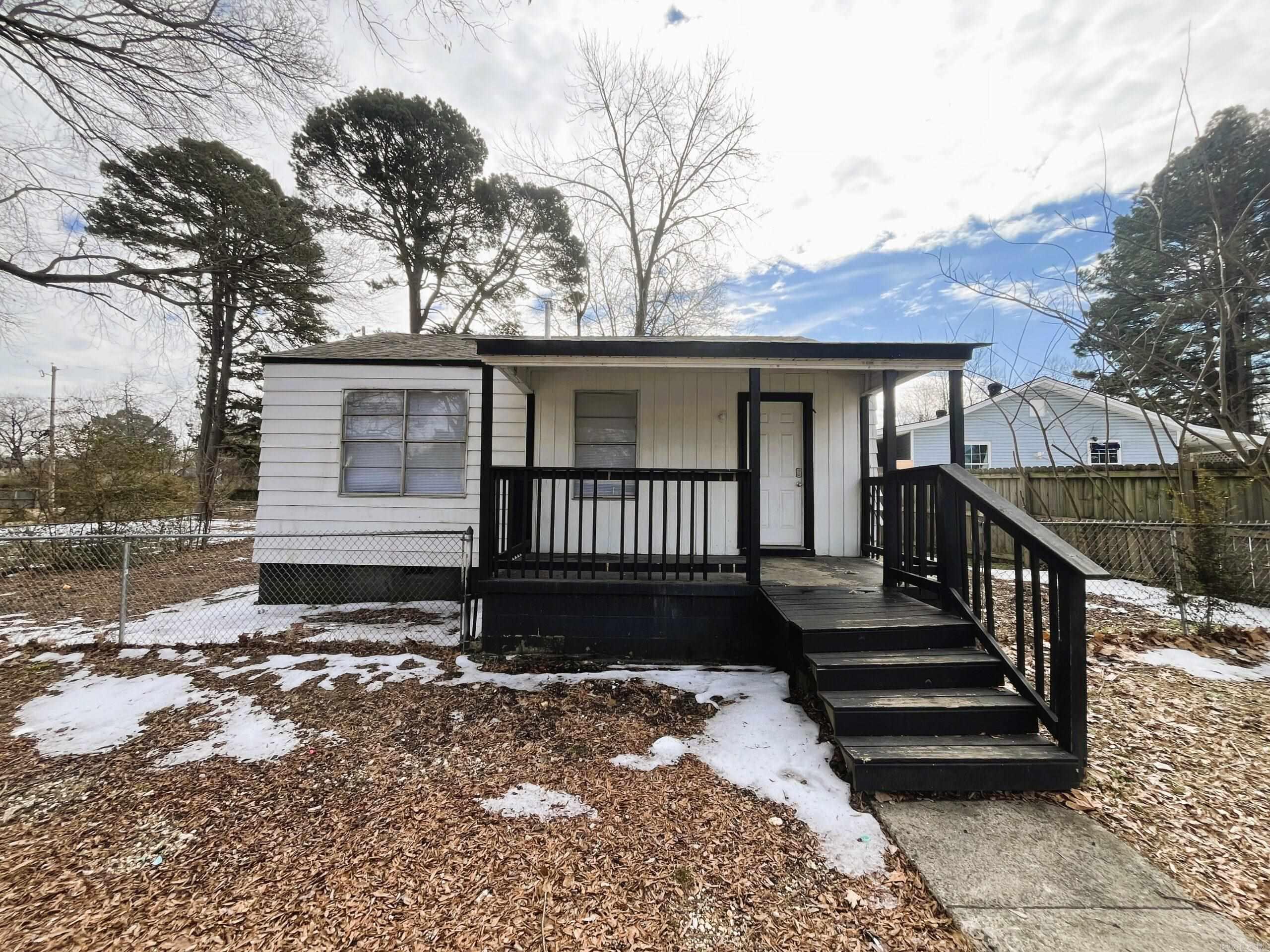 70 Unit  Little Rock, AR