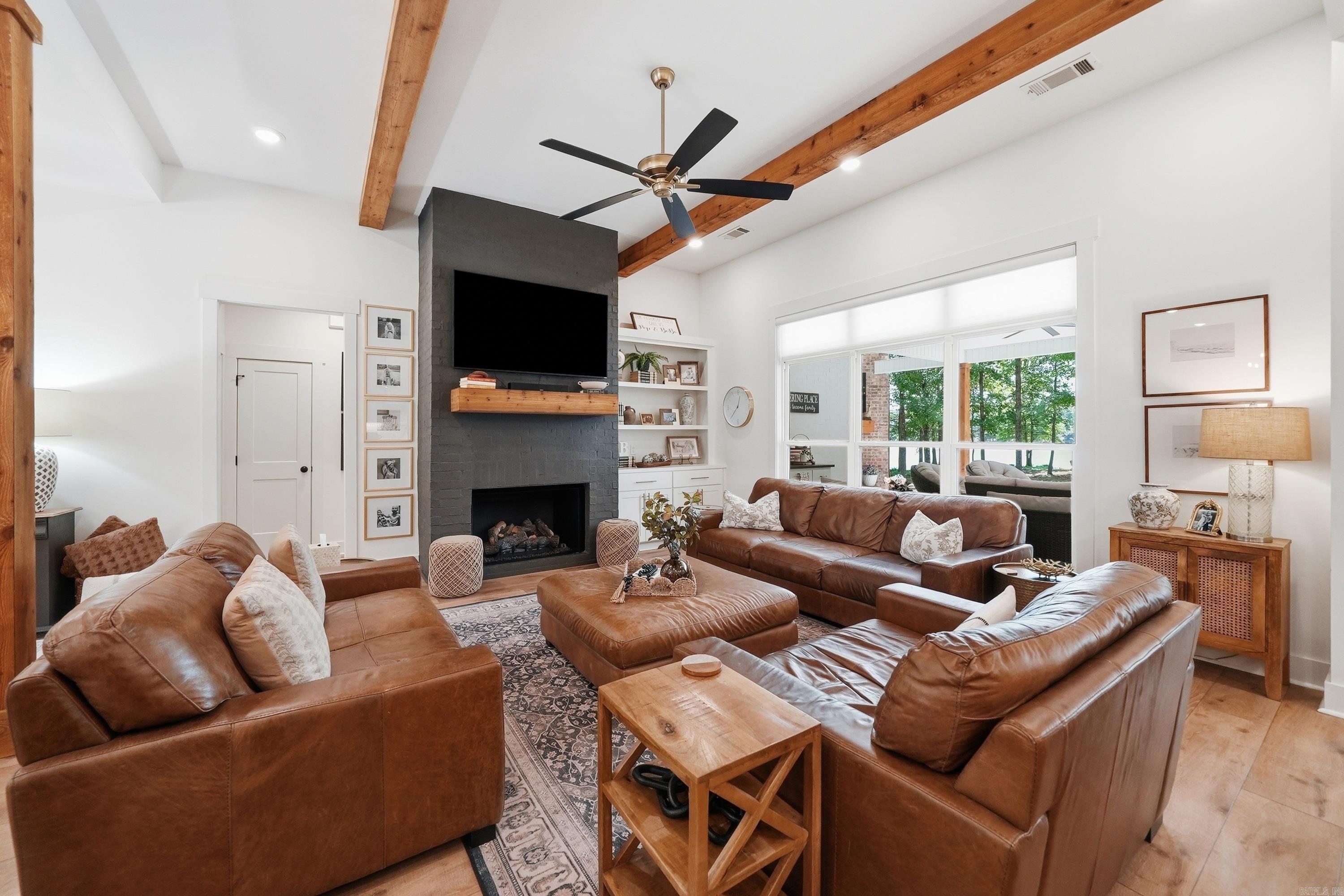 11 E Lucille  Perryville, AR