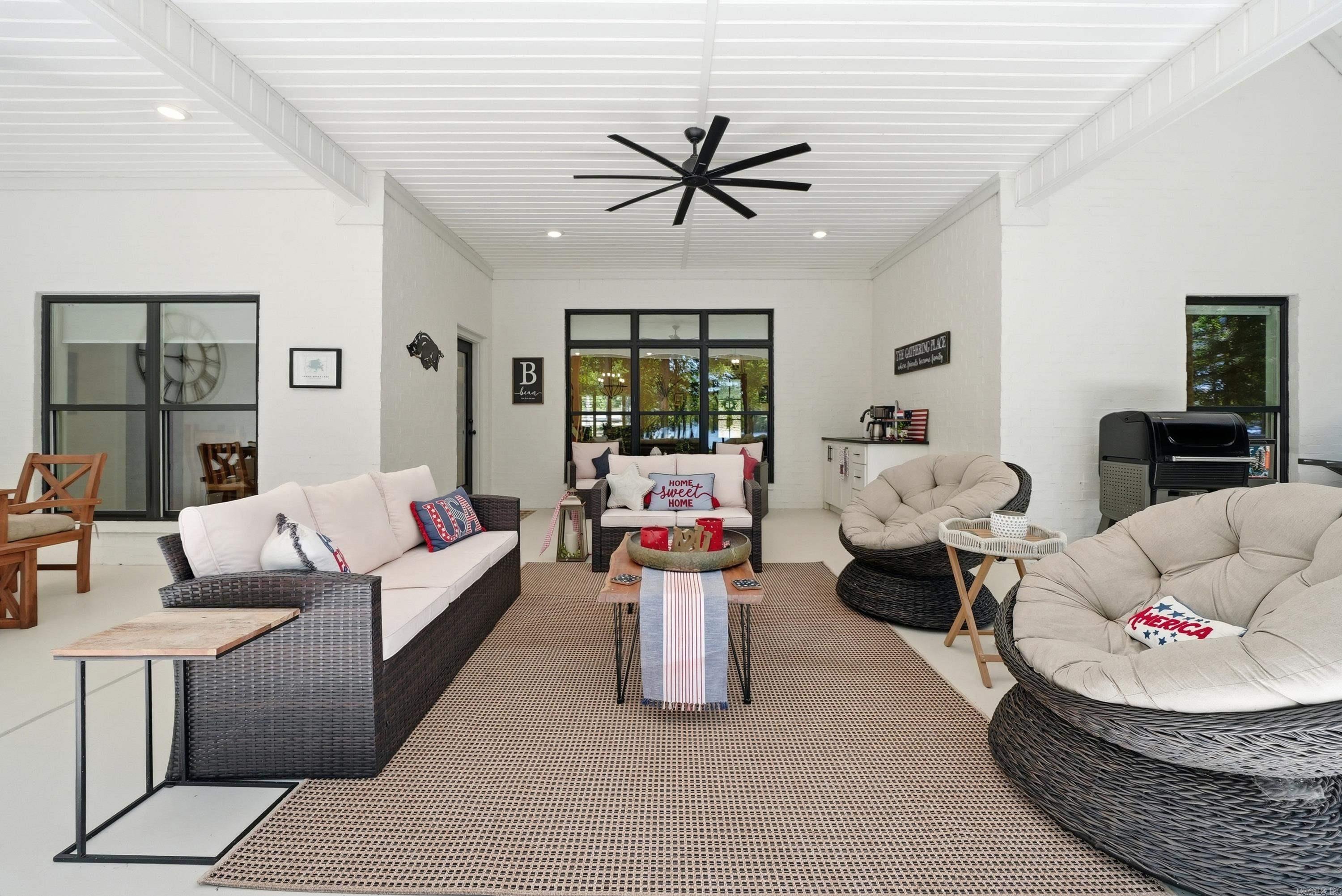 11 E Lucille  Perryville, AR