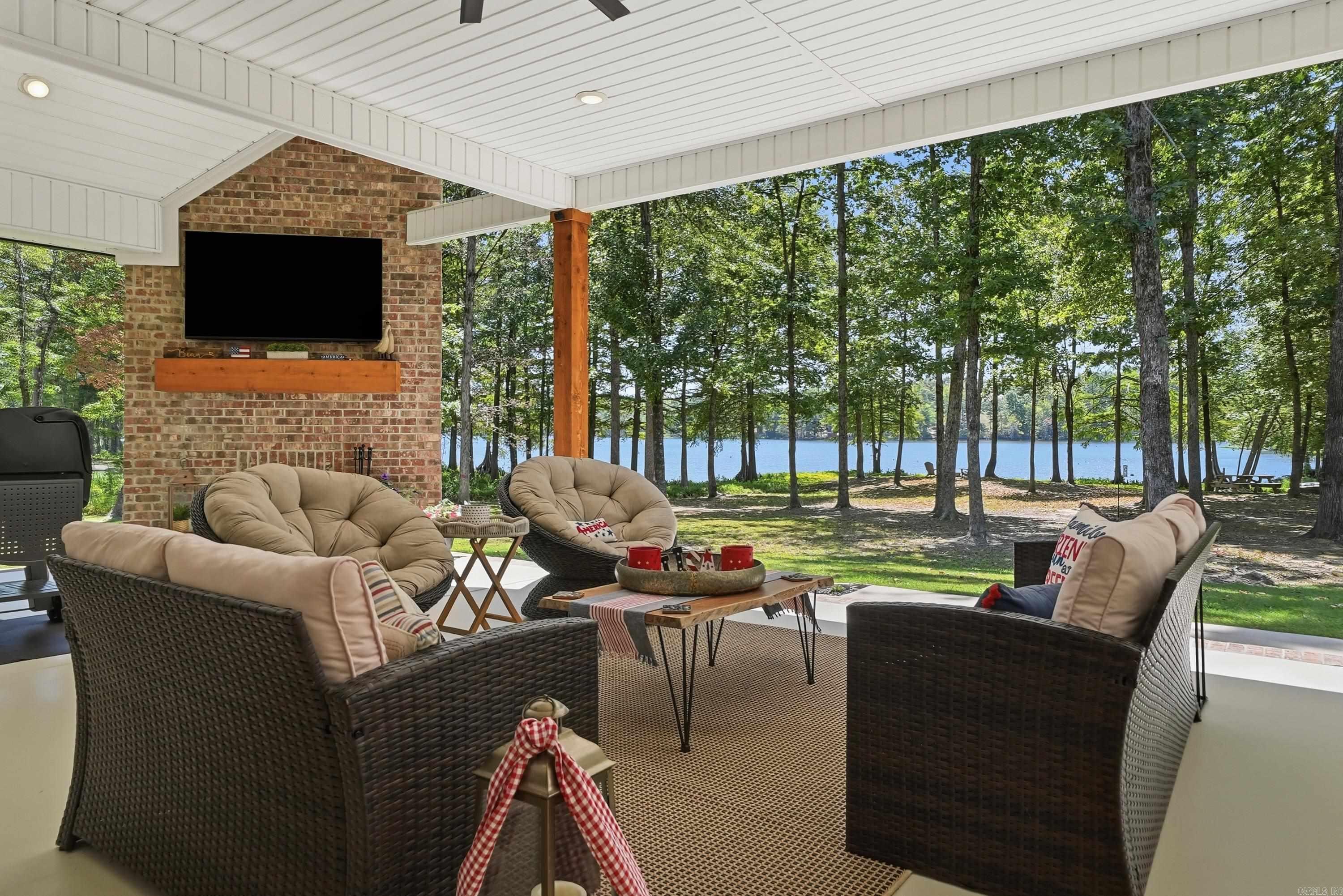 11 E Lucille  Perryville, AR