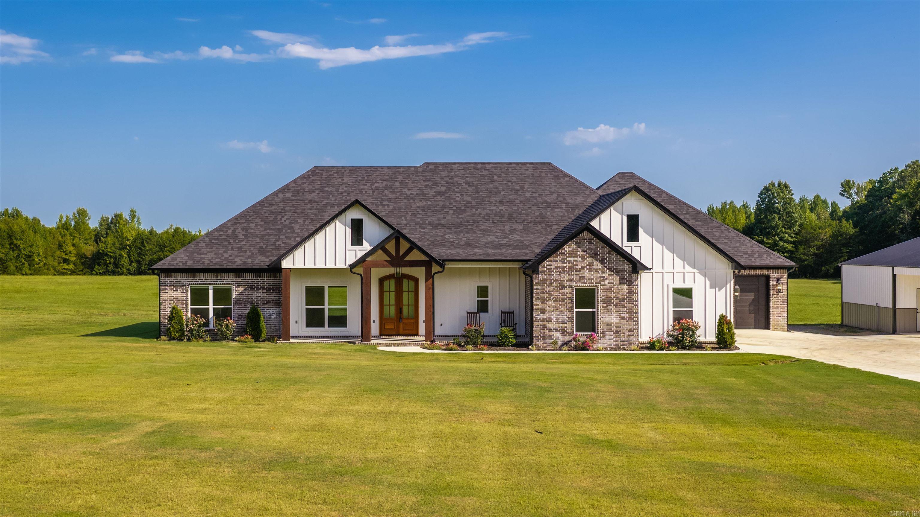442 Shaw Bridge Road  Greenbrier, AR