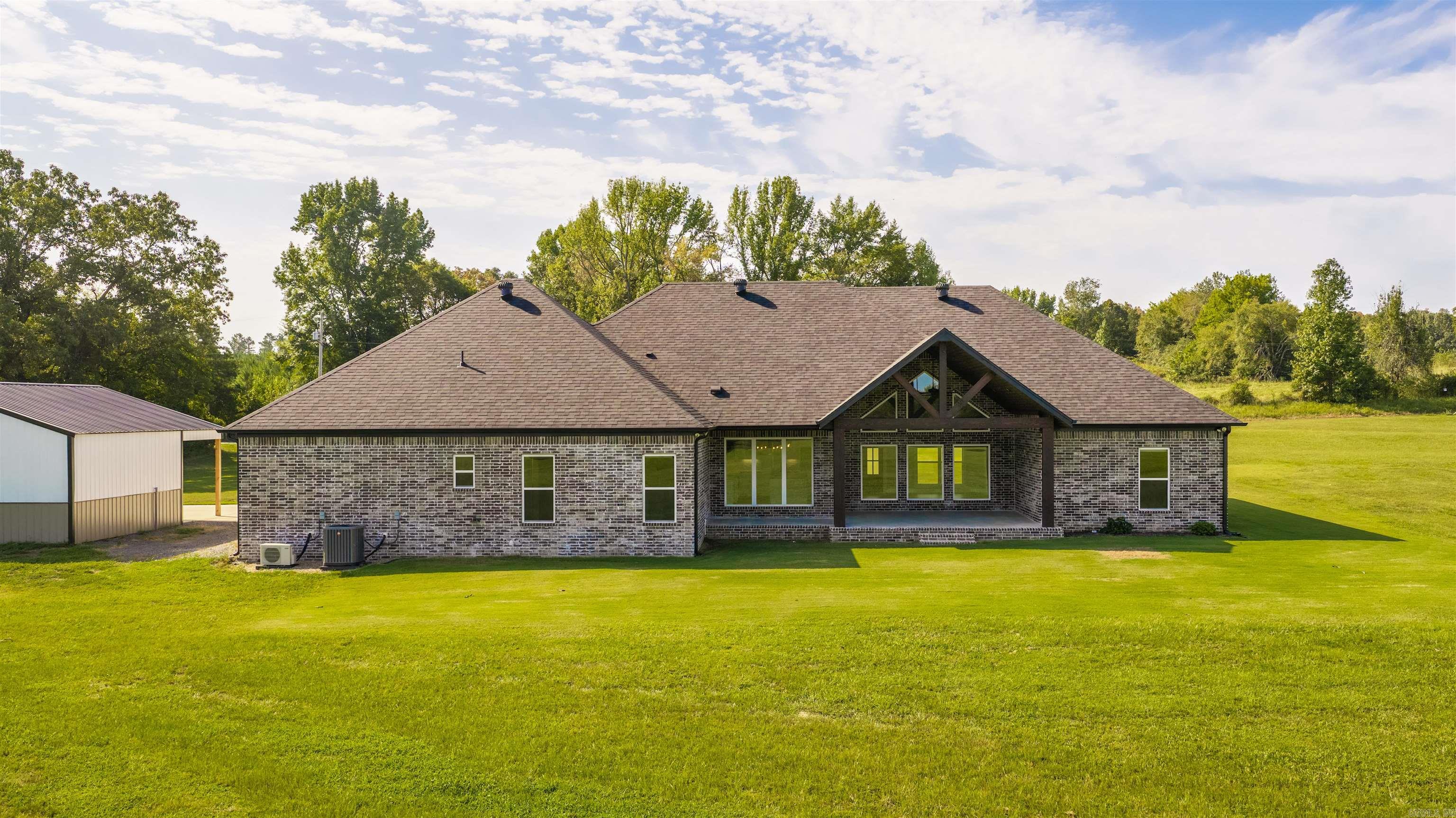 442 Shaw Bridge Road  Greenbrier, AR
