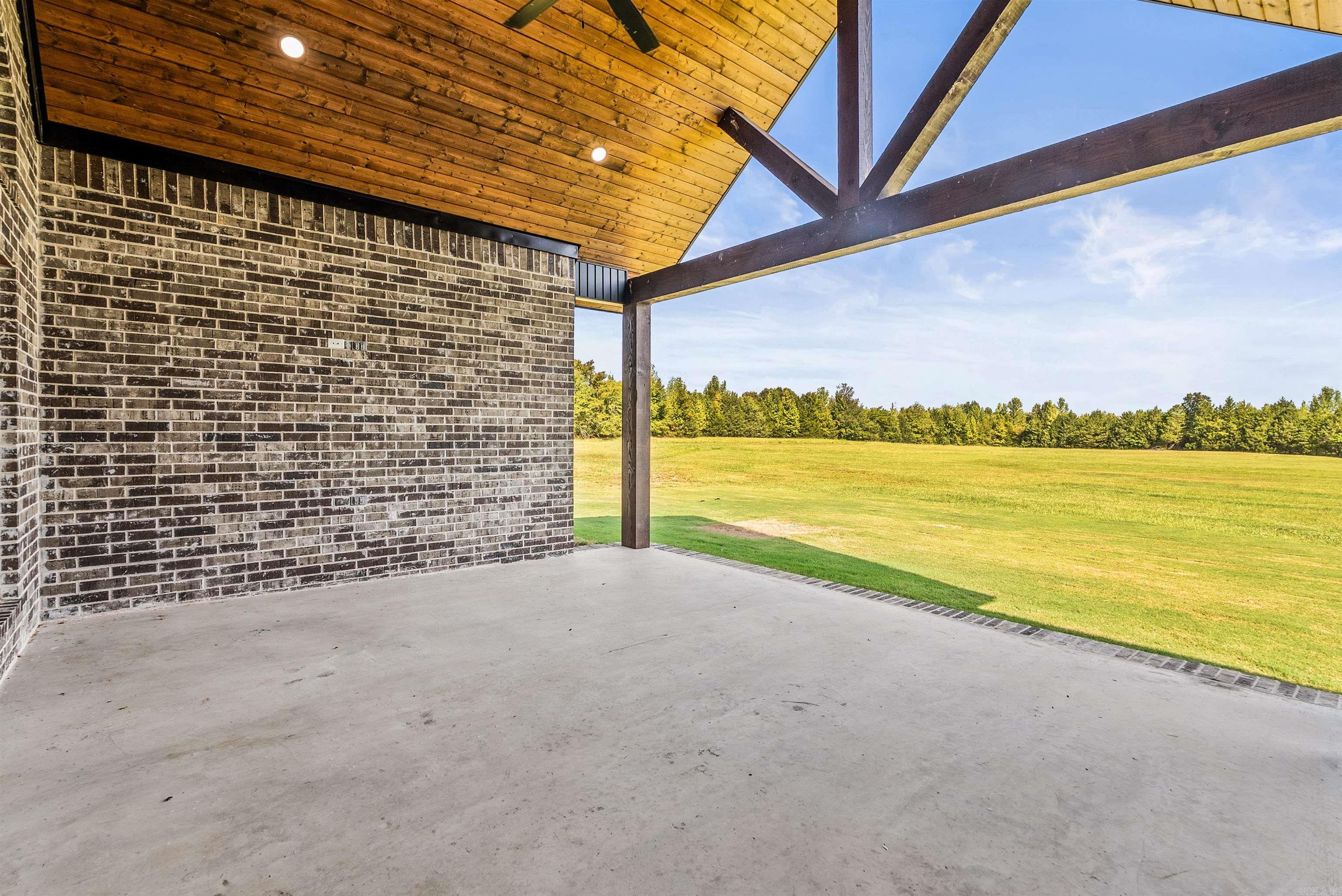 442 Shaw Bridge Road  Greenbrier, AR