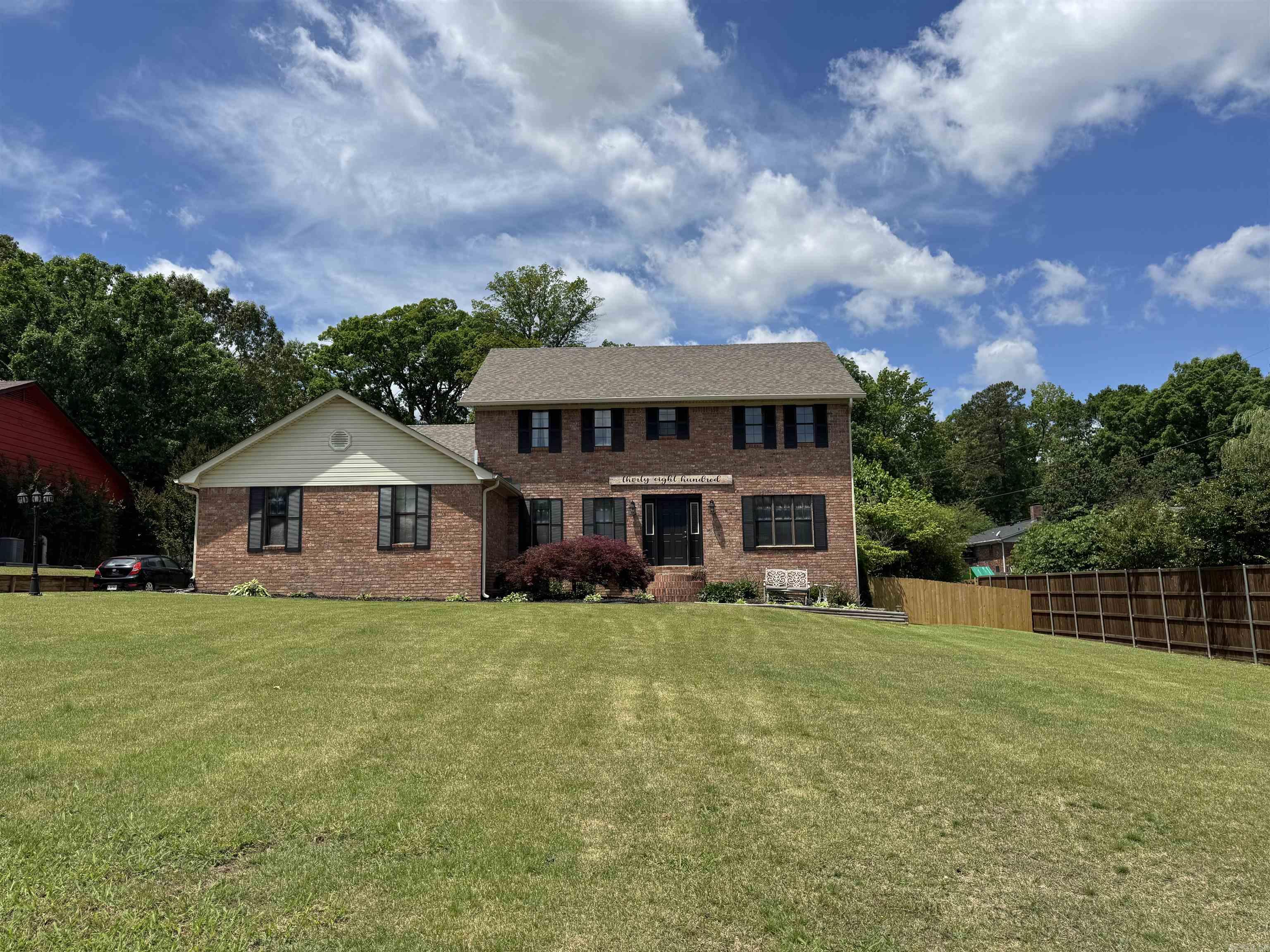 3800  Beaver  Benton, AR